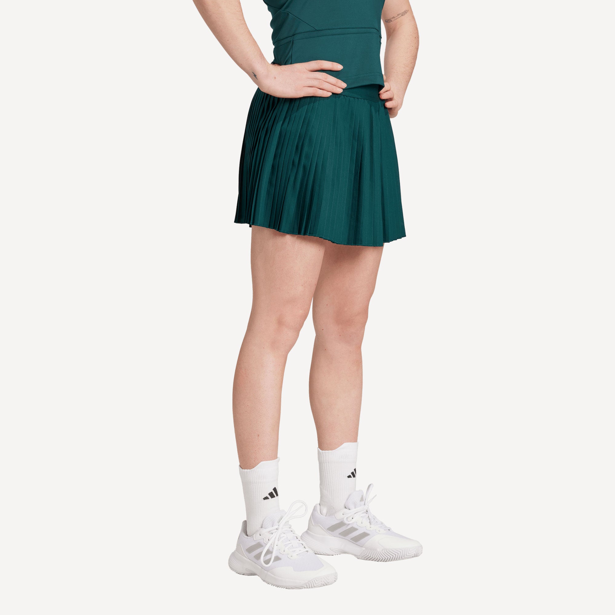 adidas Club Women's Pleated Tennis Skirt - Green (3)
