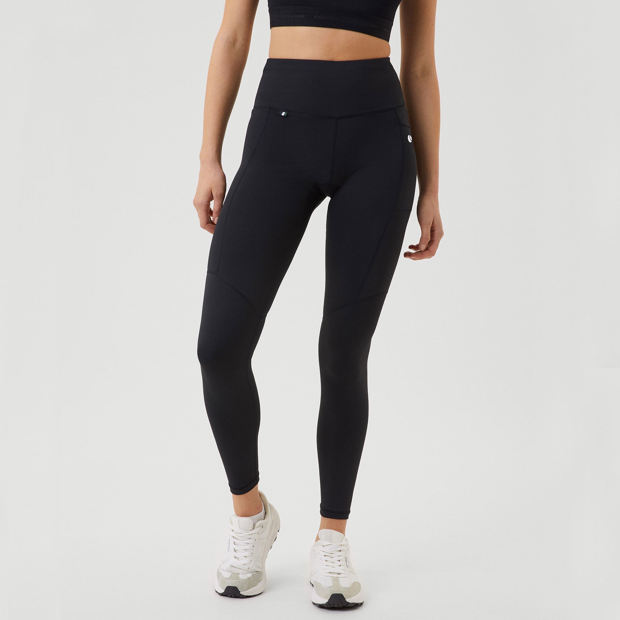 Zwarte thermo legging met rok | dames kleding Zwarte thermo legging met rok | dames kleding