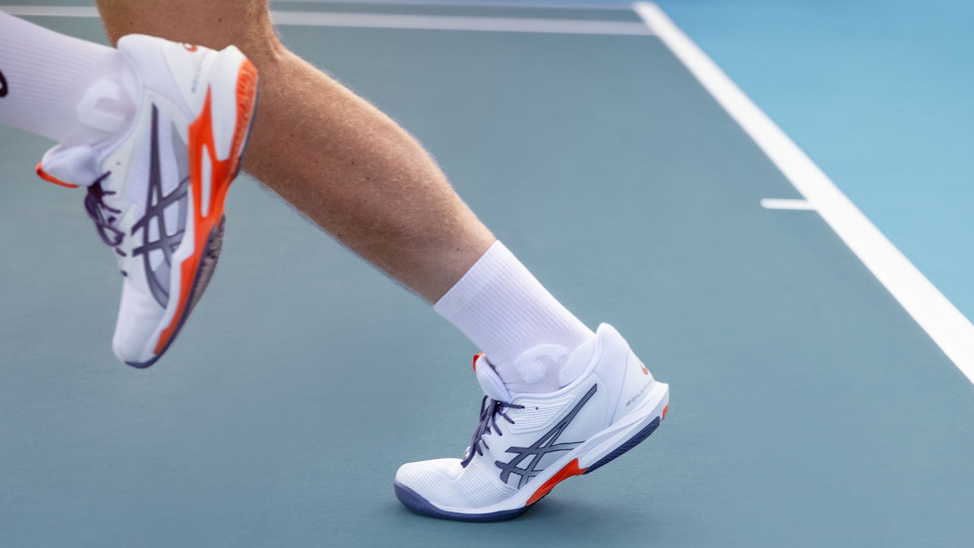 Speed Tennis Shoes