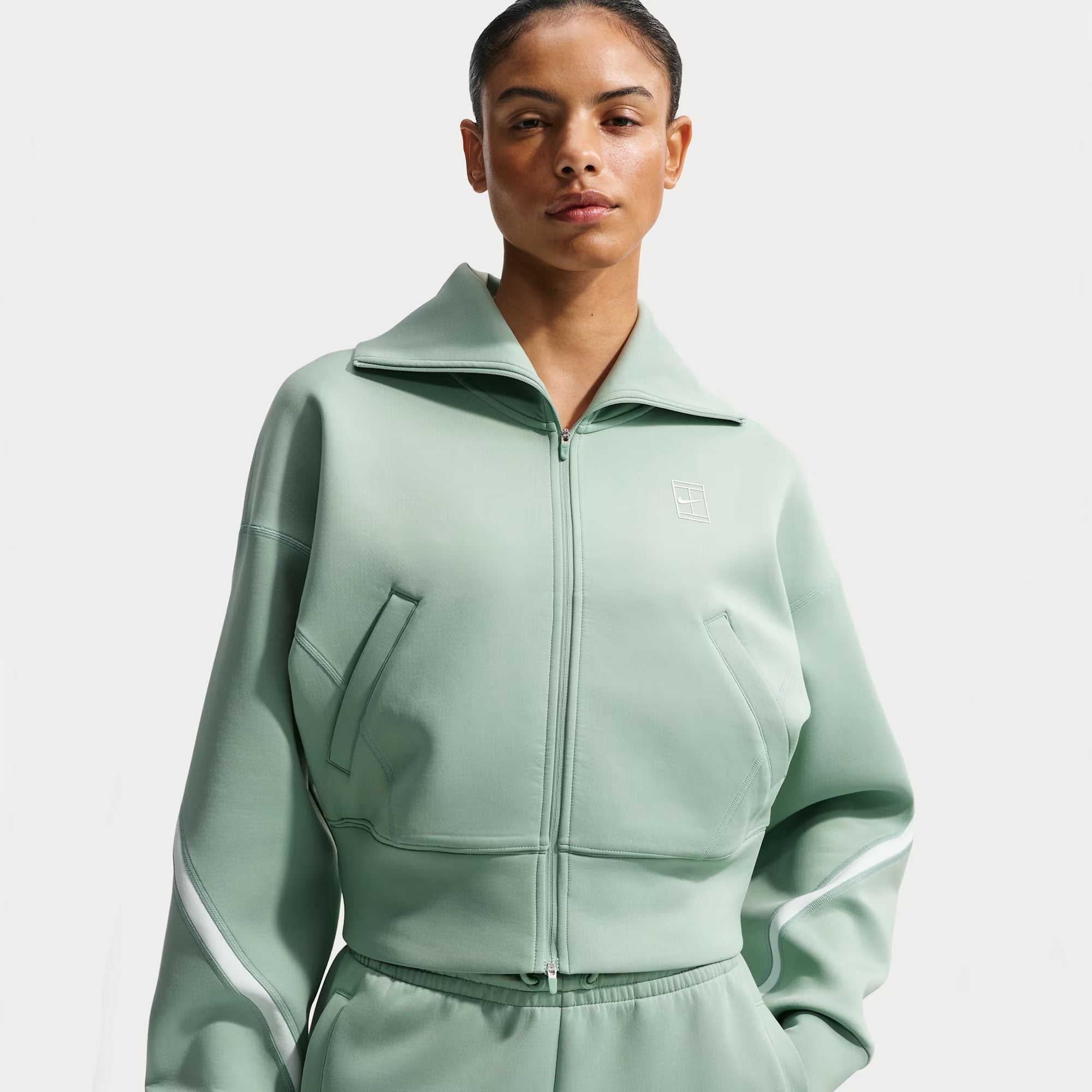 Nike Advantage Women's Dri-FIT Full-Zip Tennis Jacket - Green
