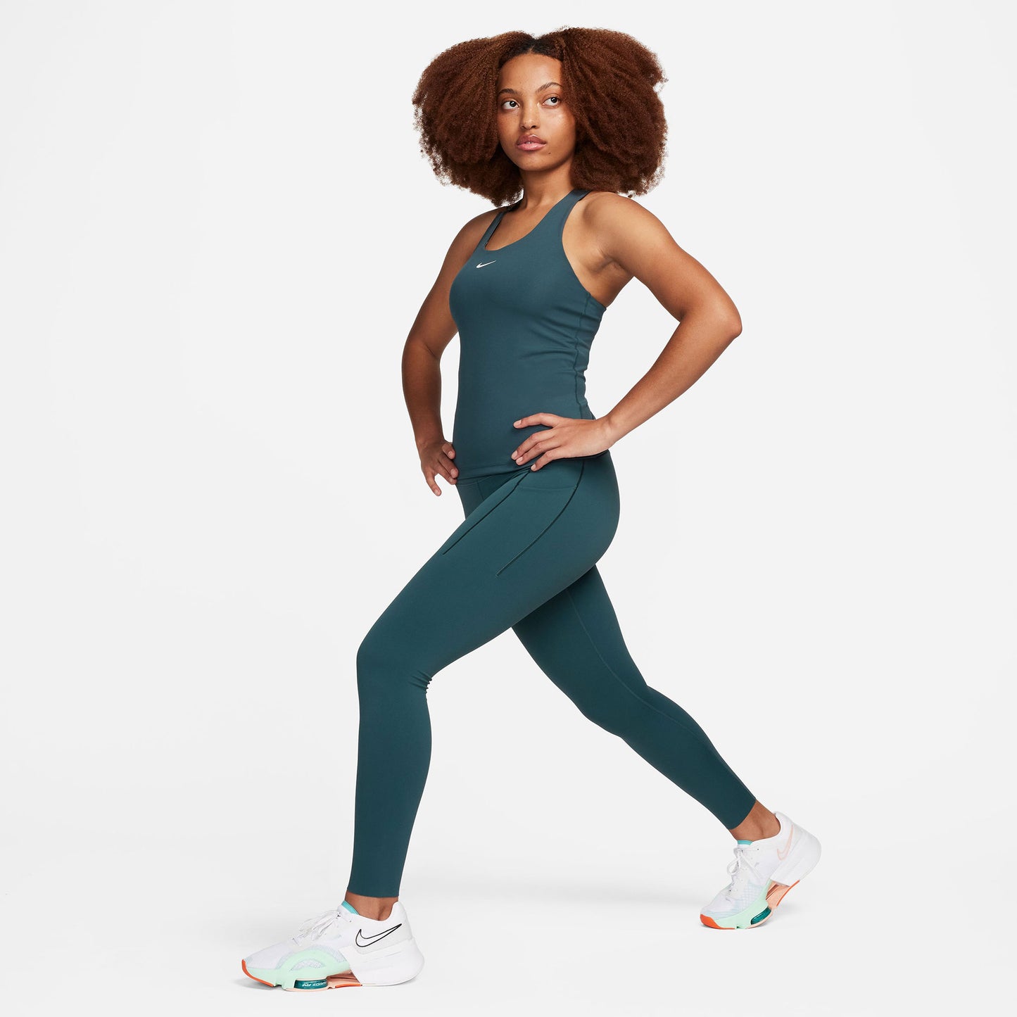 Nike Dri-FIT Swoosh Women's Bra Tank Green (6)