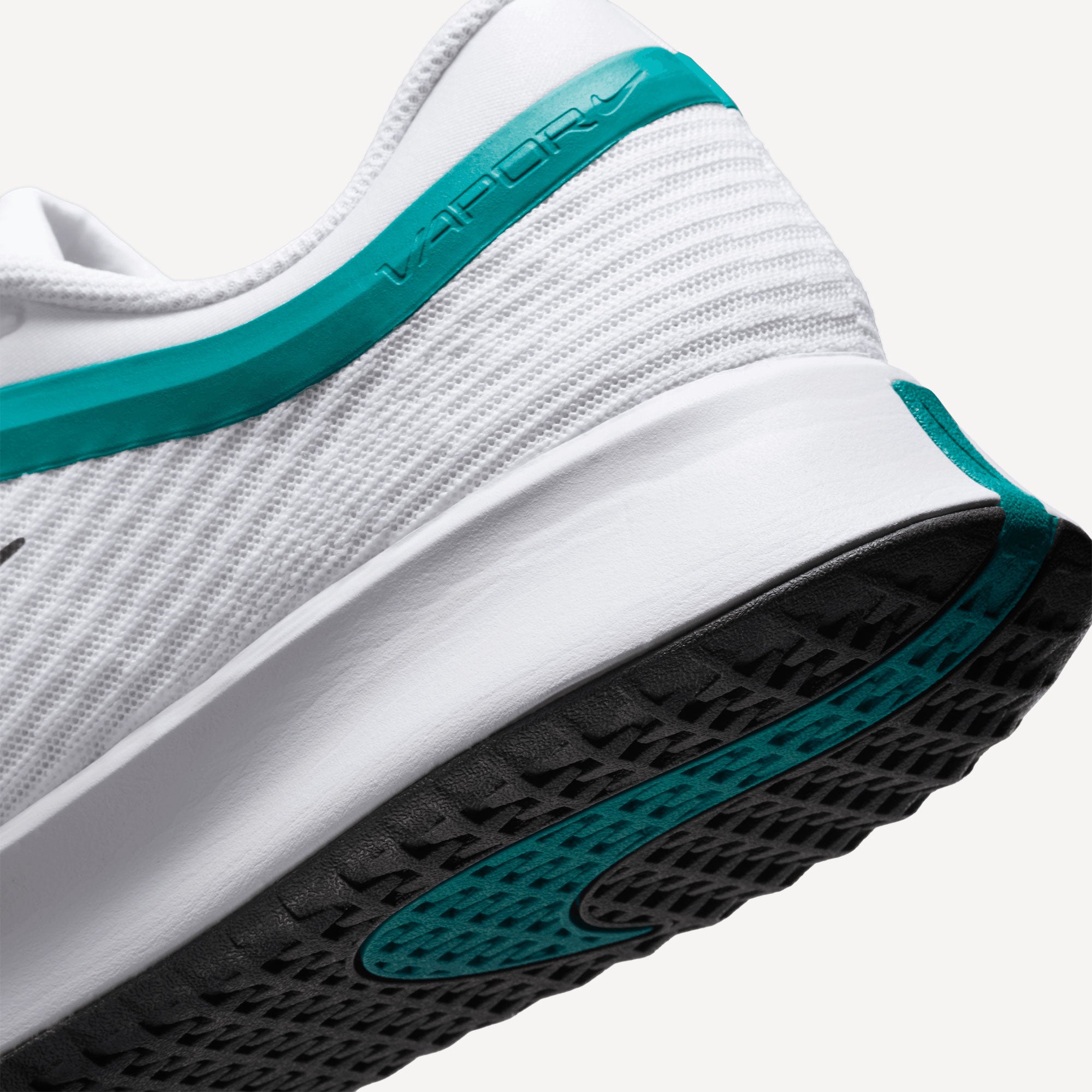 Nike Vapor Pro 3 Men's Hard Court Tennis Shoes - White (8)