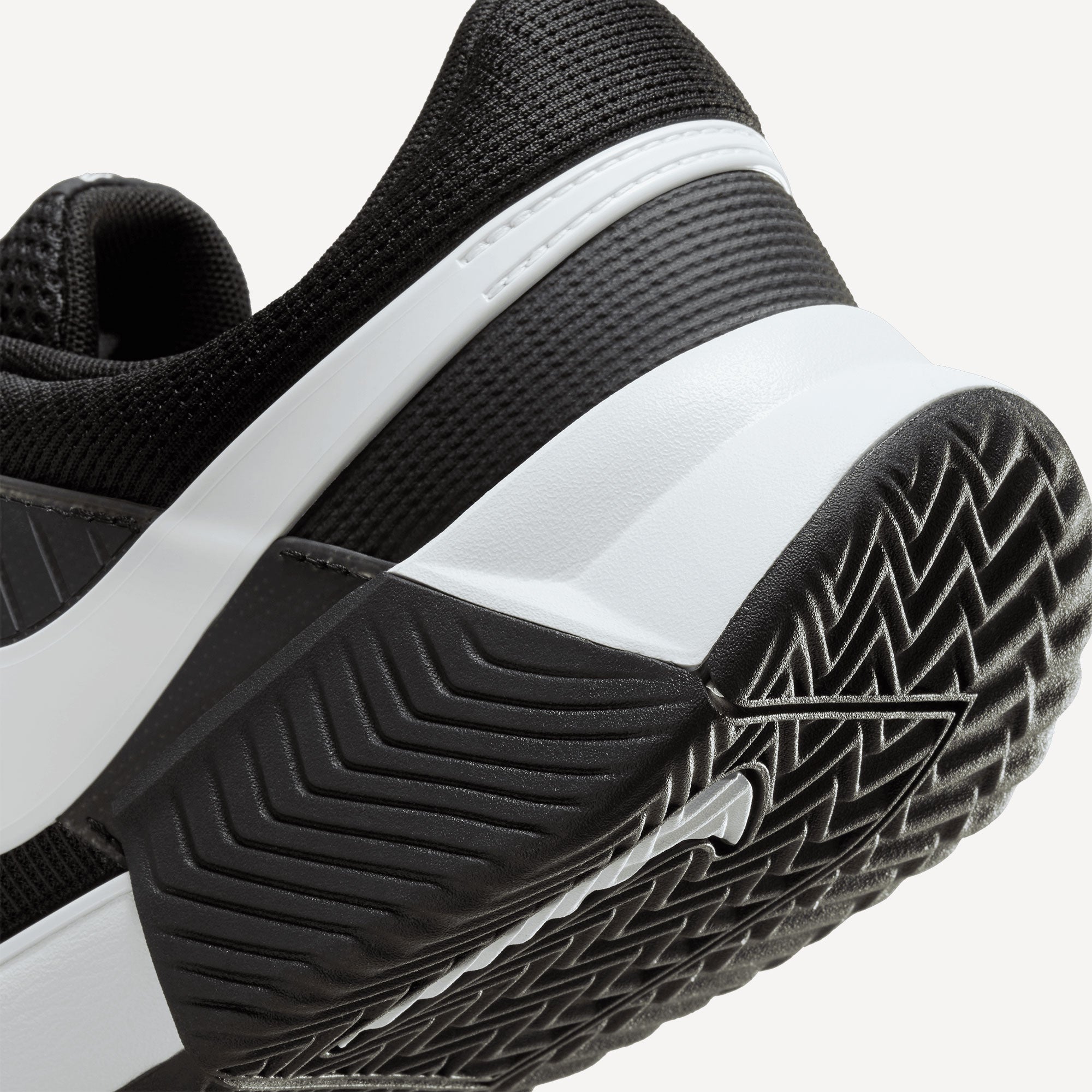 Nike Zoom GP Challenge 1 Men's Clay Court Tennis Shoes - Black (8)