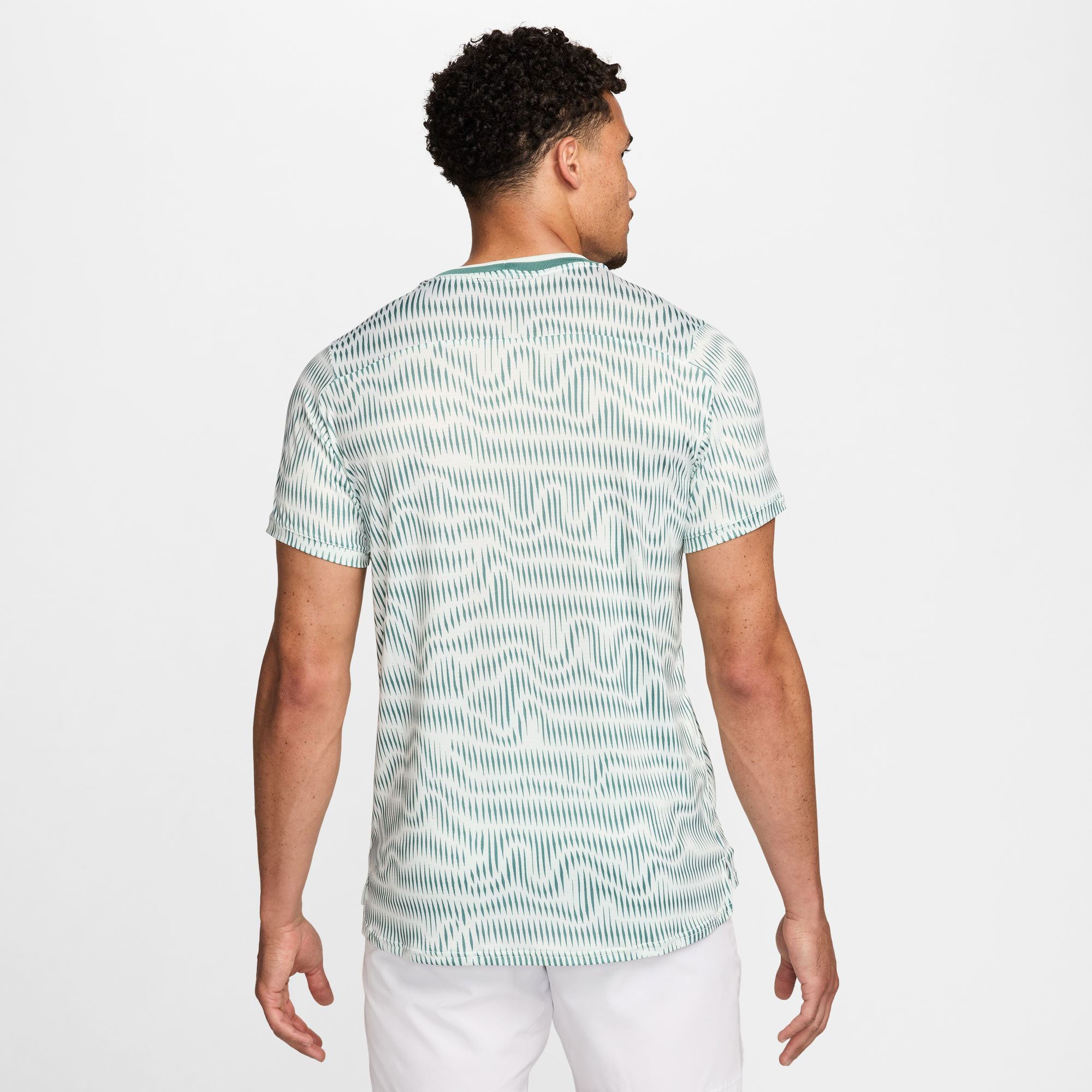 NikeCourt Advantage Men's Dri-FIT Printed Tennis Shirt - Green (2)
