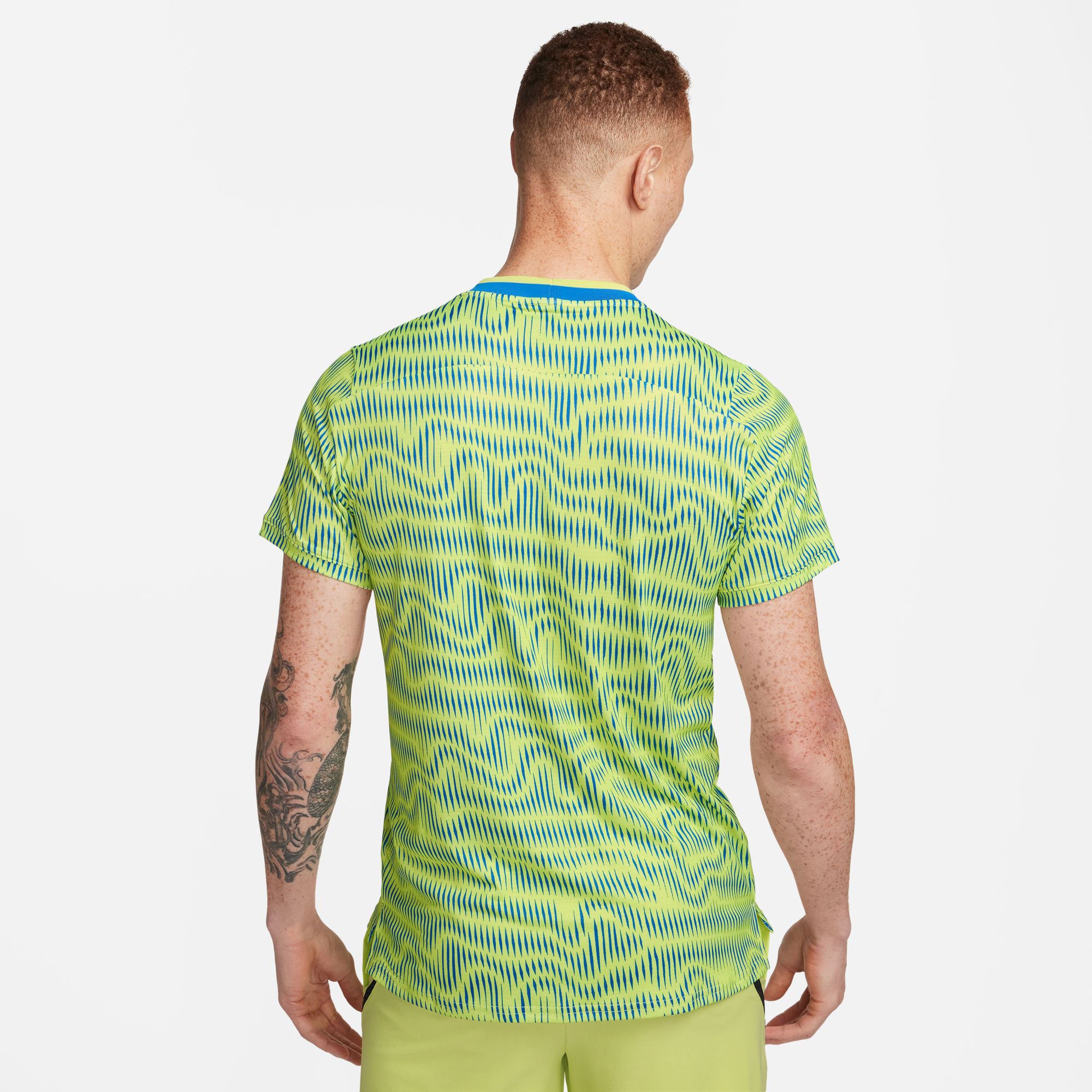 NikeCourt Advantage Men's Dri-FIT Printed Tennis Shirt - Yellow (2)