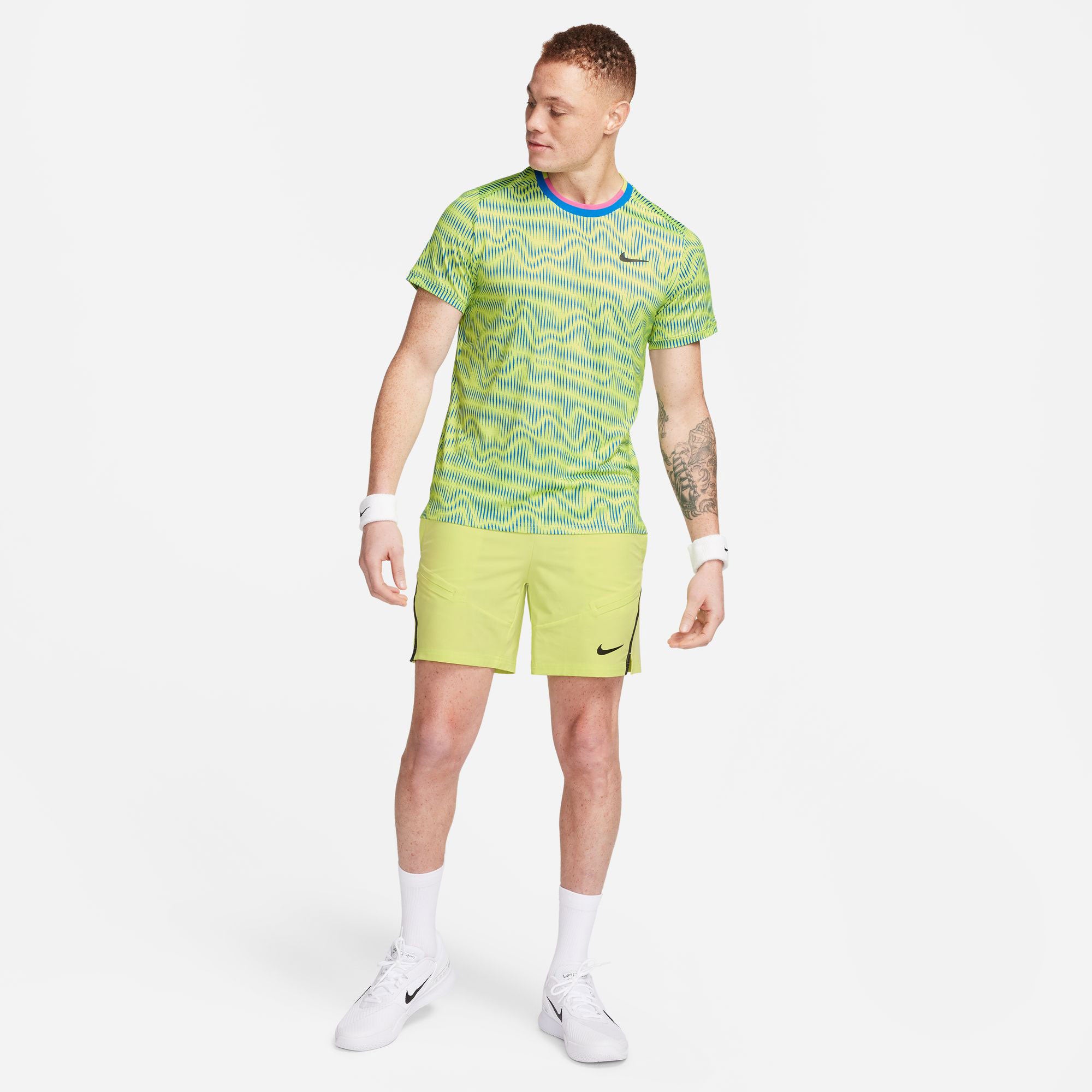 NikeCourt Advantage Men's Dri-FIT Printed Tennis Shirt - Yellow (5)