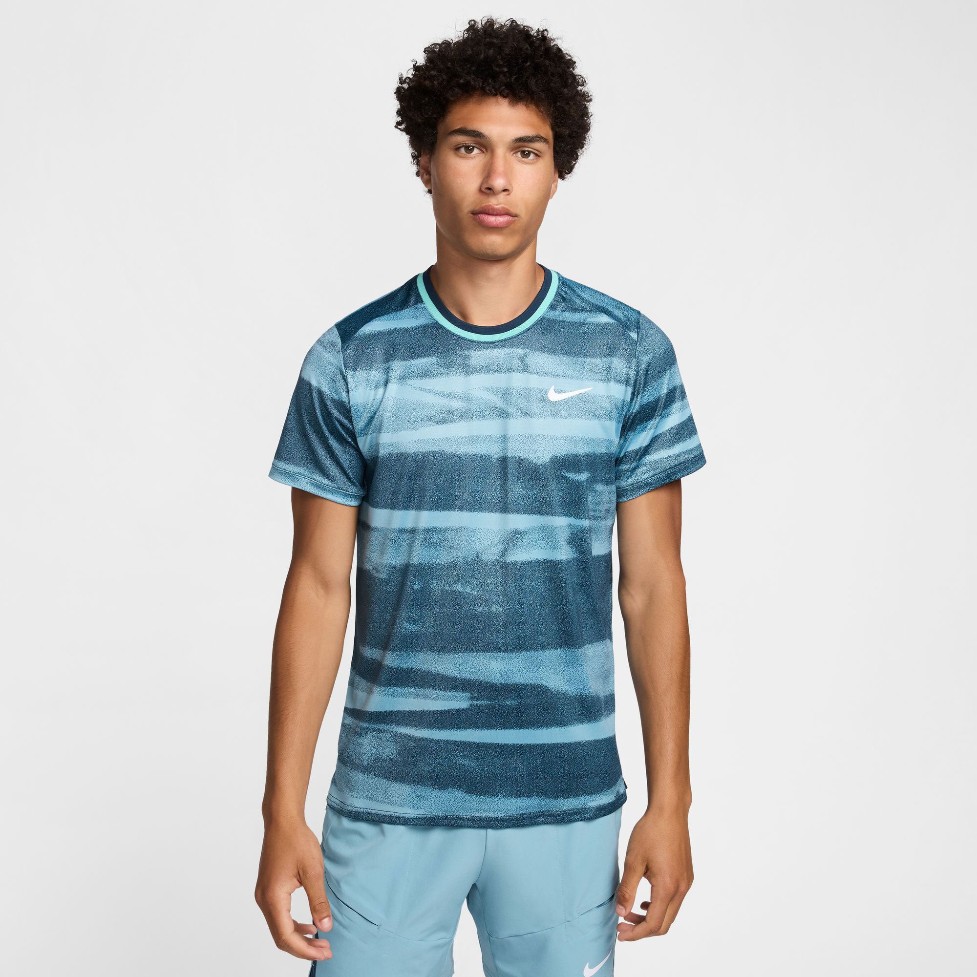 NikeCourt Advantage Men's Dri-FIT Printed Tennis Shirt - Blue (1)