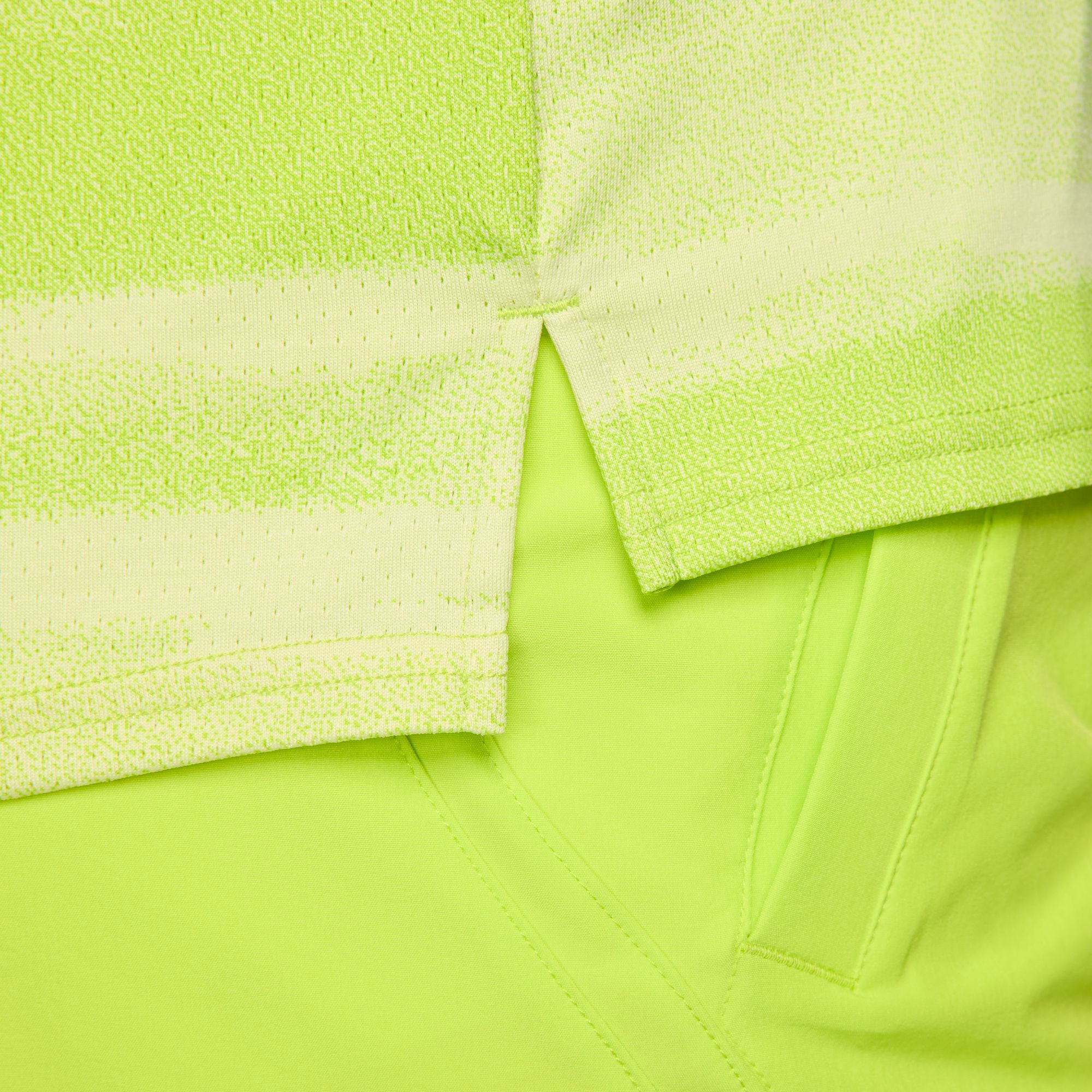 NikeCourt Advantage Men's Dri-FIT Printed Tennis Shirt - Yellow (4)