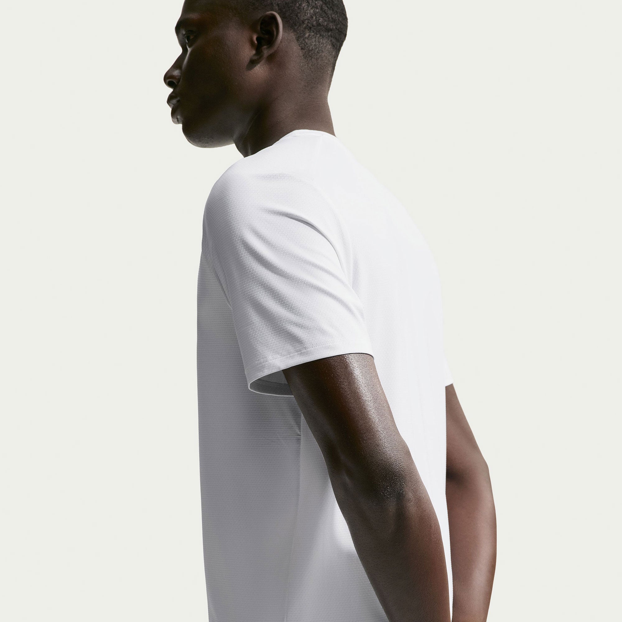 NikeCourt Advantage Men's Dri-FIT Tennis Shirt - White (2)
