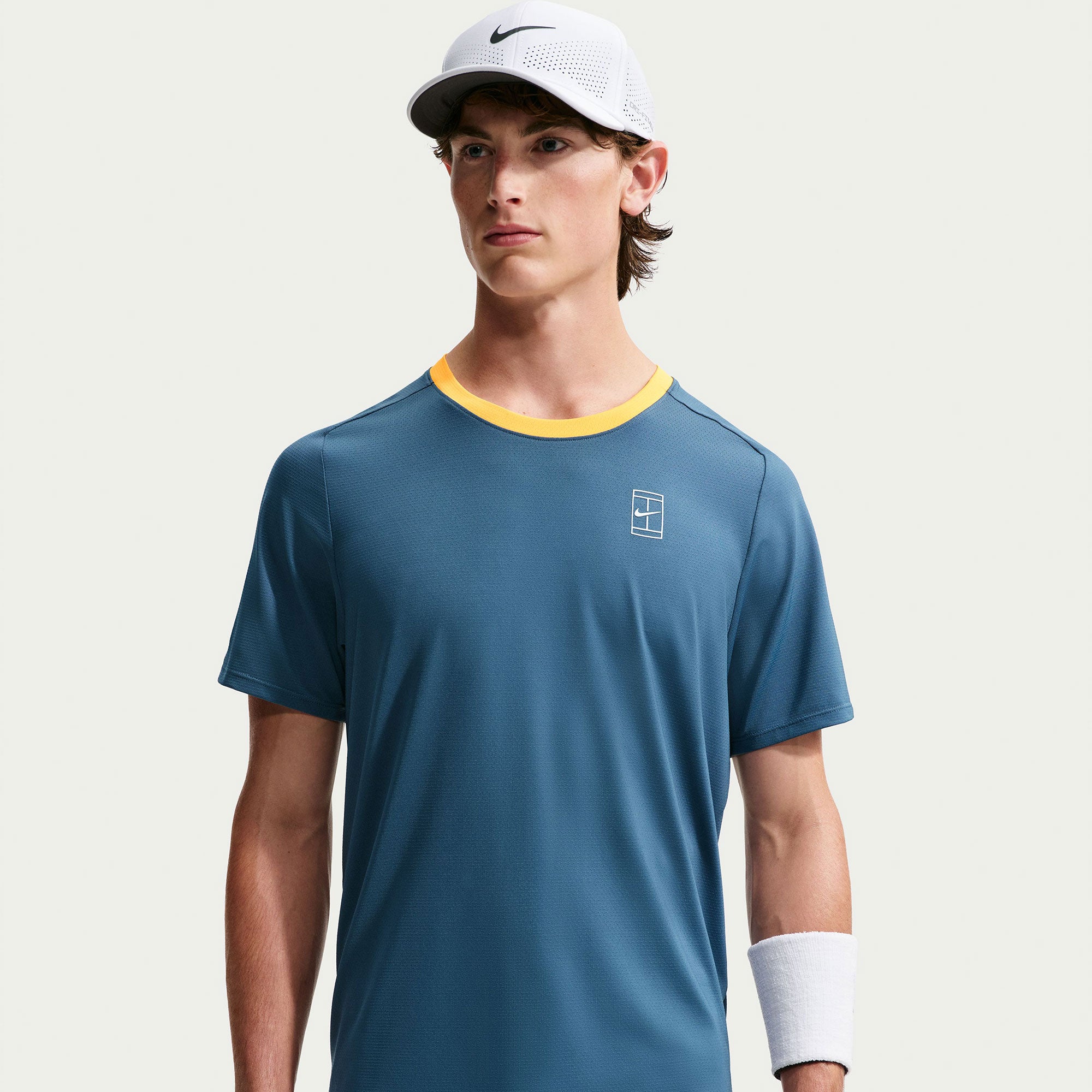 NikeCourt Advantage Men's Dri-FIT Tennis Shirt - Blue (1)