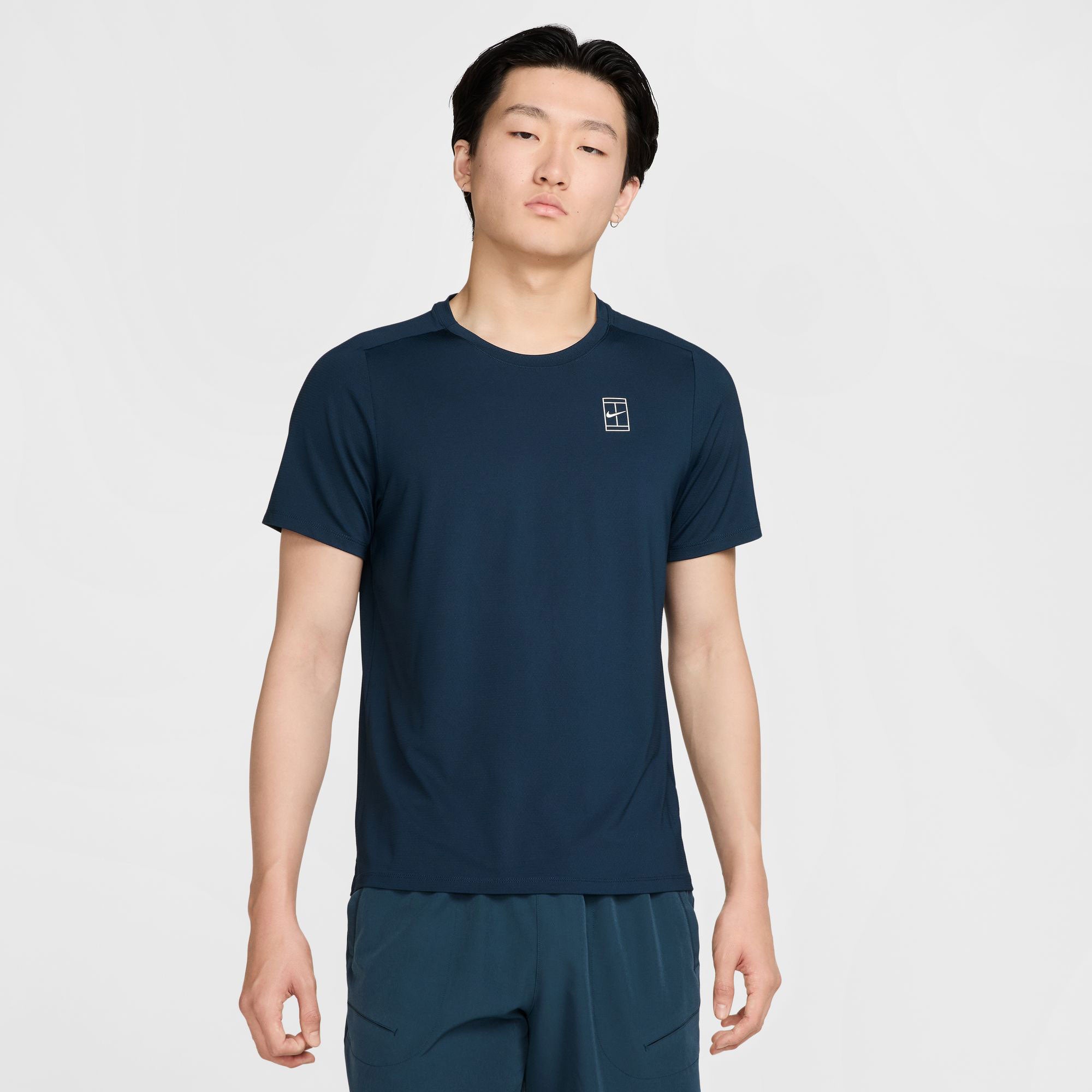 NikeCourt Advantage Men's Dri-FIT Tennis Shirt - Dark Blue (1)