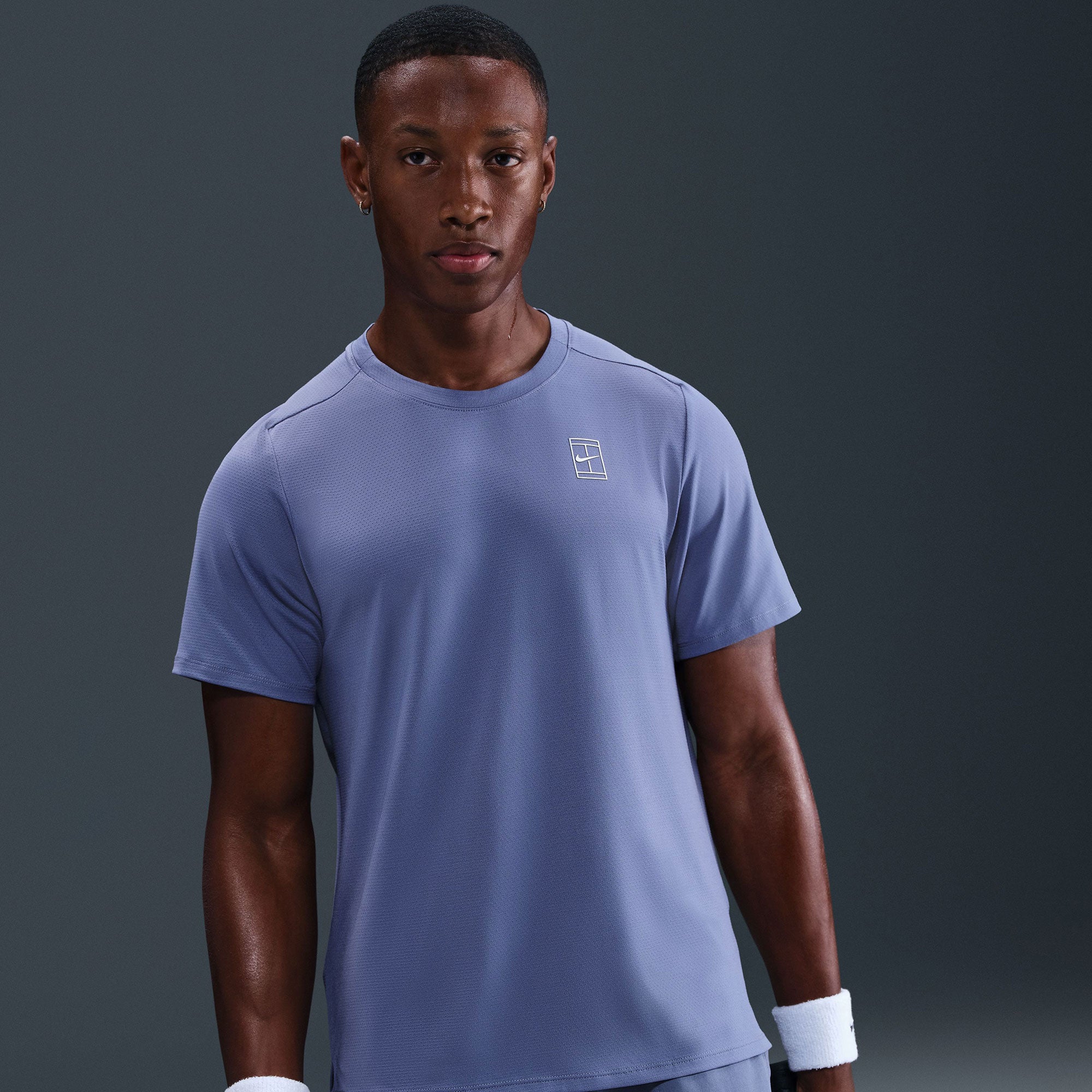 NikeCourt Advantage Men's Dri-FIT Tennis Shirt - Blue (1)