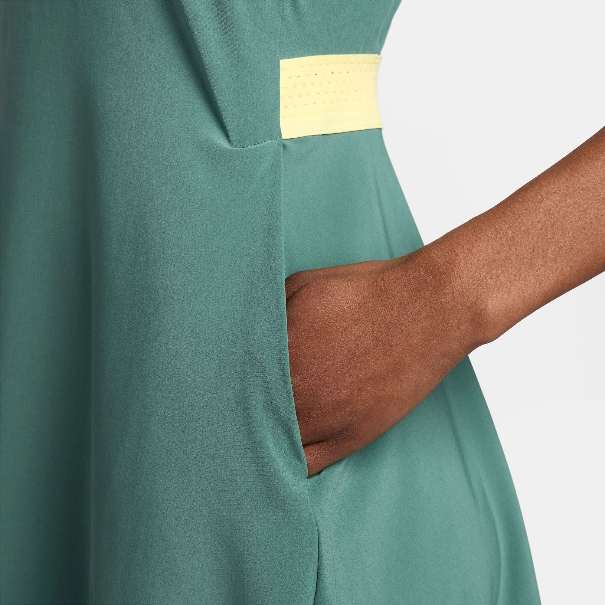 NikeCourt Advantage Women's Dri-FIT Tennis Dress - Green (4)