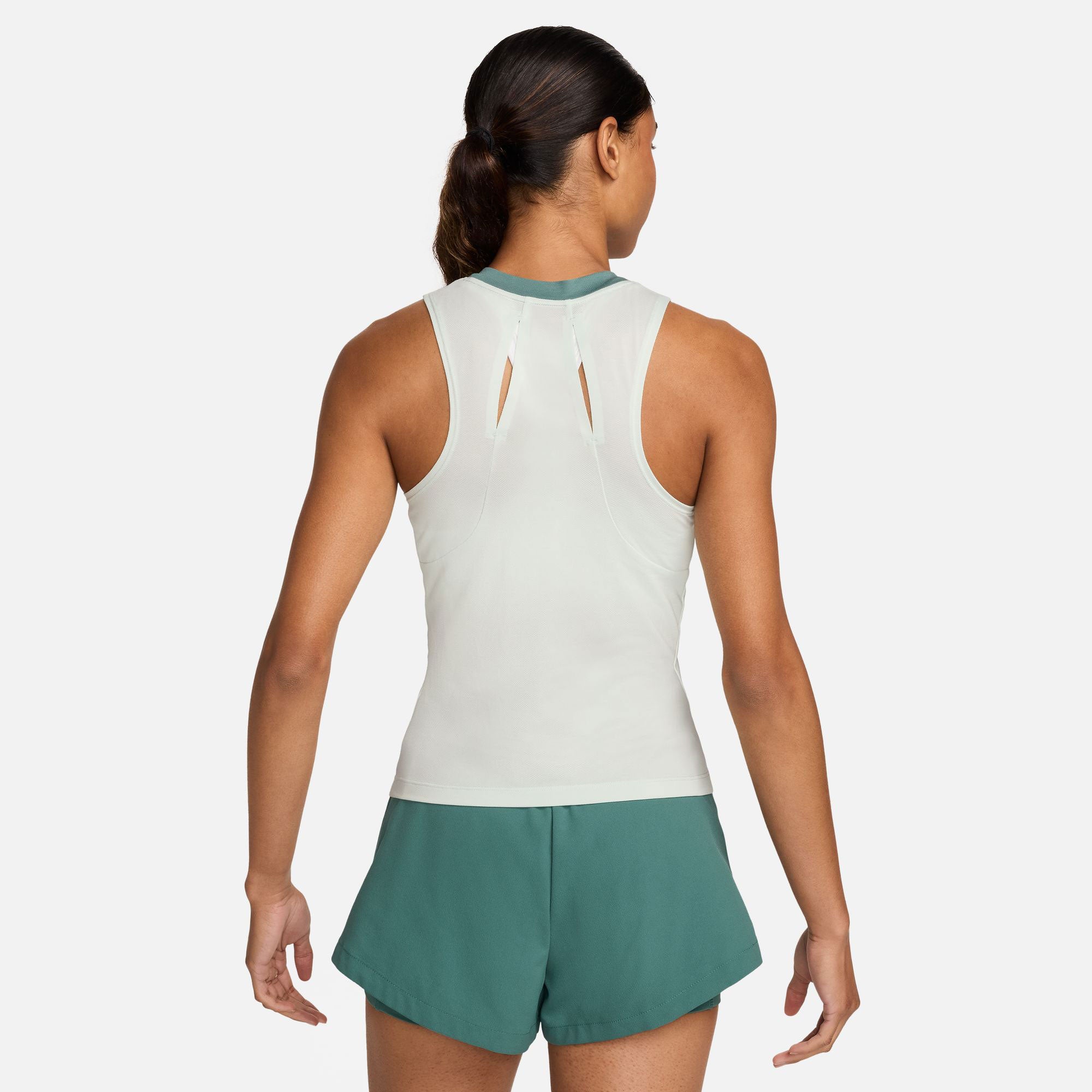 NikeCourt Advantage Women's Dri-FIT Tennis Tank - Green (2)