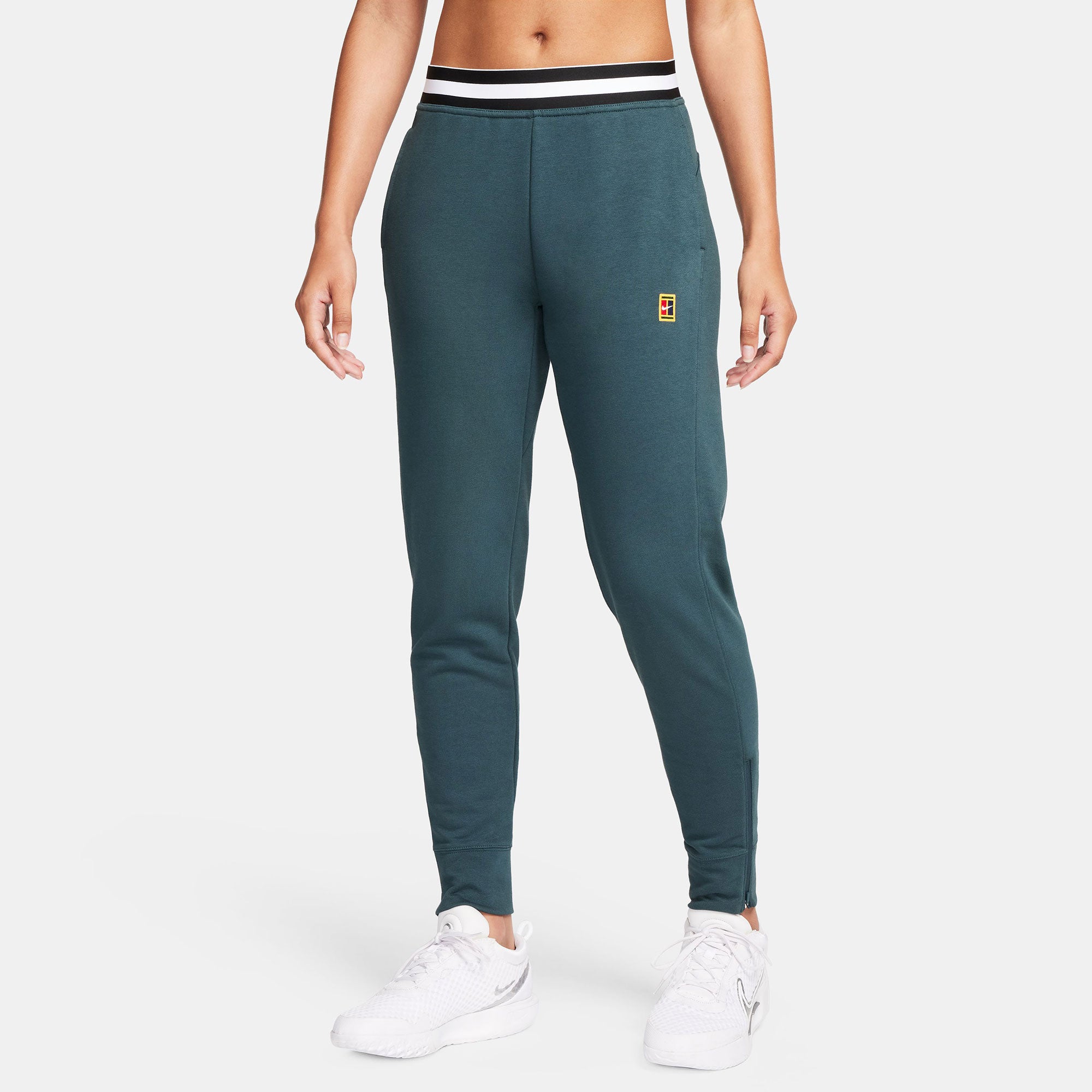 NikeCourt Dri-FIT Heritage Women's Fleece Tennis Pants - Green