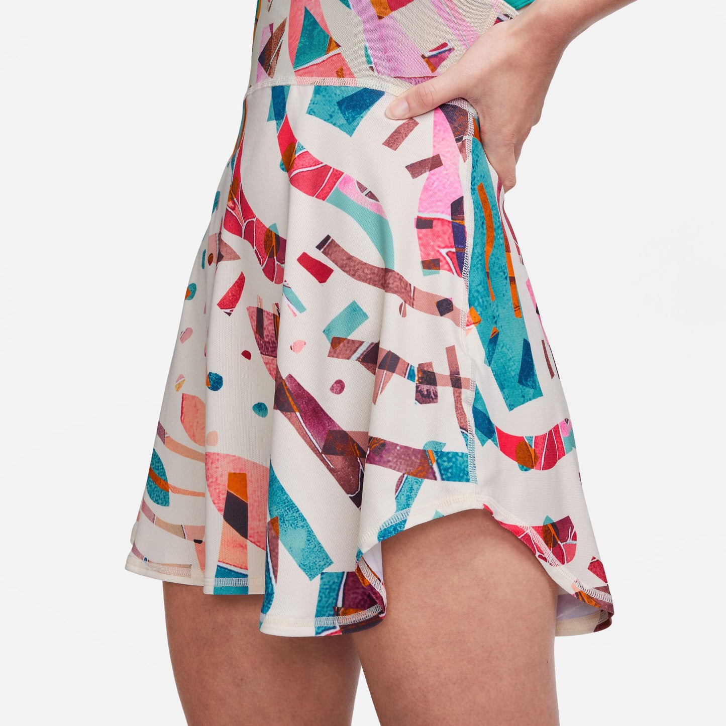 NikeCourt Dri-FIT Slam New York Women's Printed Tennis Dress White (4)