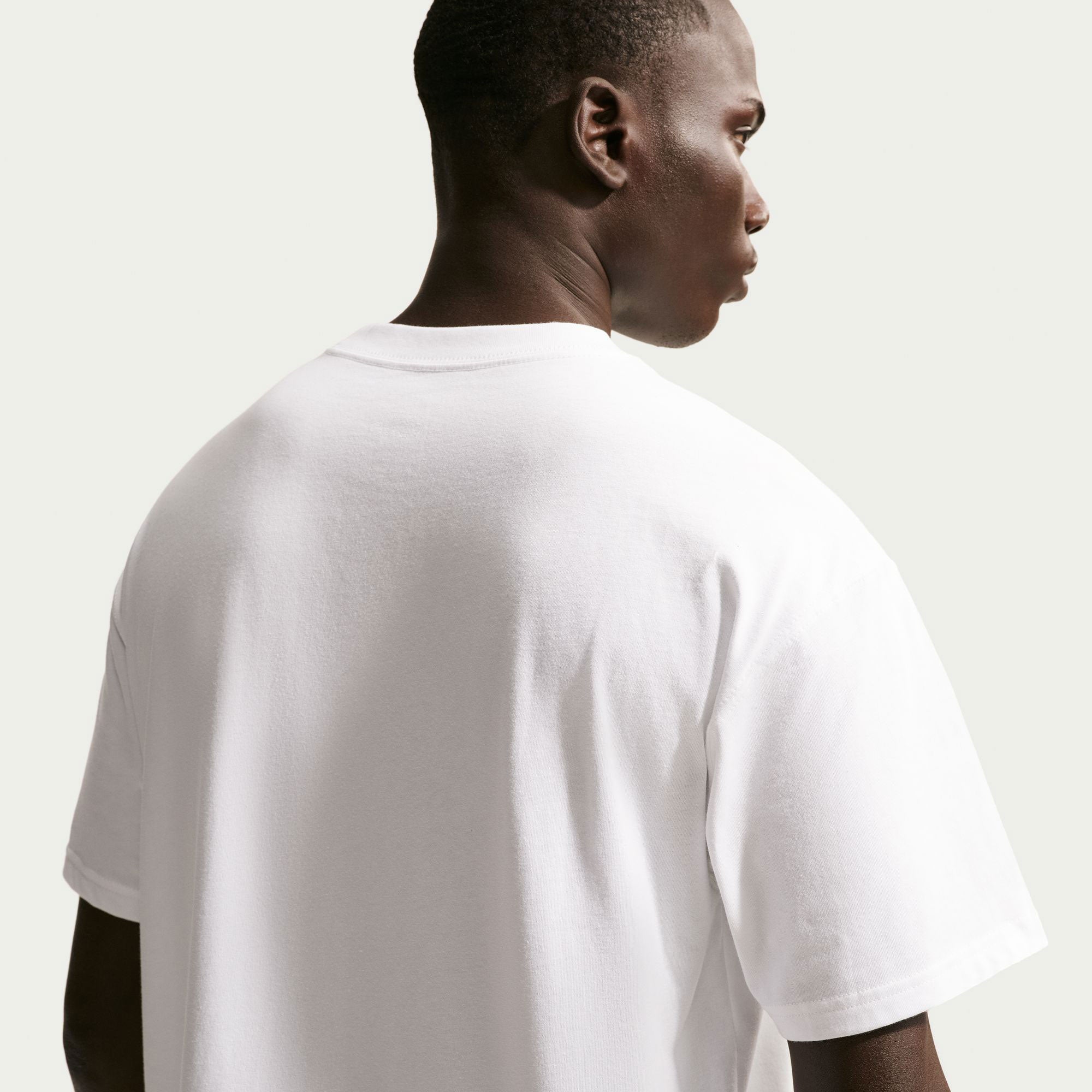 NikeCourt Heritage Max90 Men's Tennis T-Shirt - White (2)