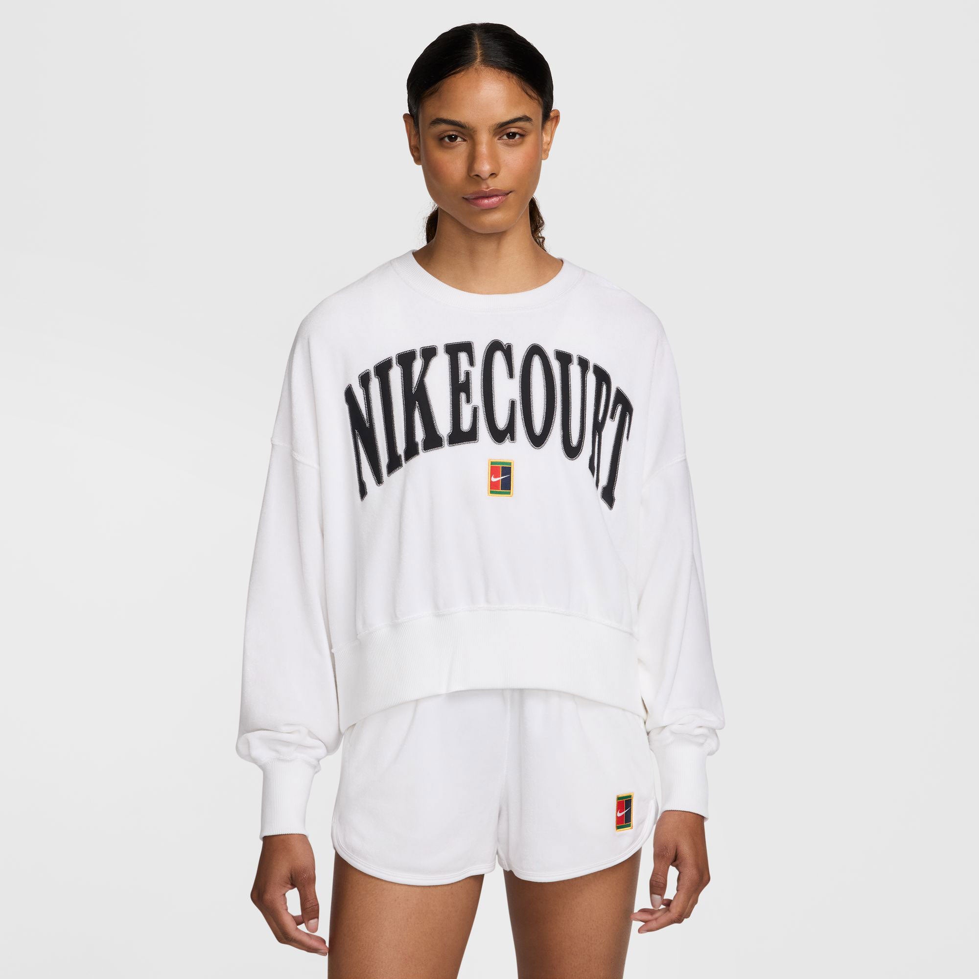 NikeCourt Heritage Women's Oversized Graphic Tennis Sweater - White (1)