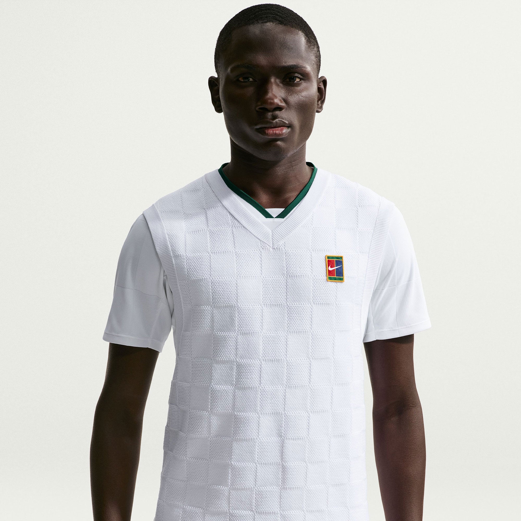 NikeCourt Slam London Men's Tennis Sweater Vest - White (1)
