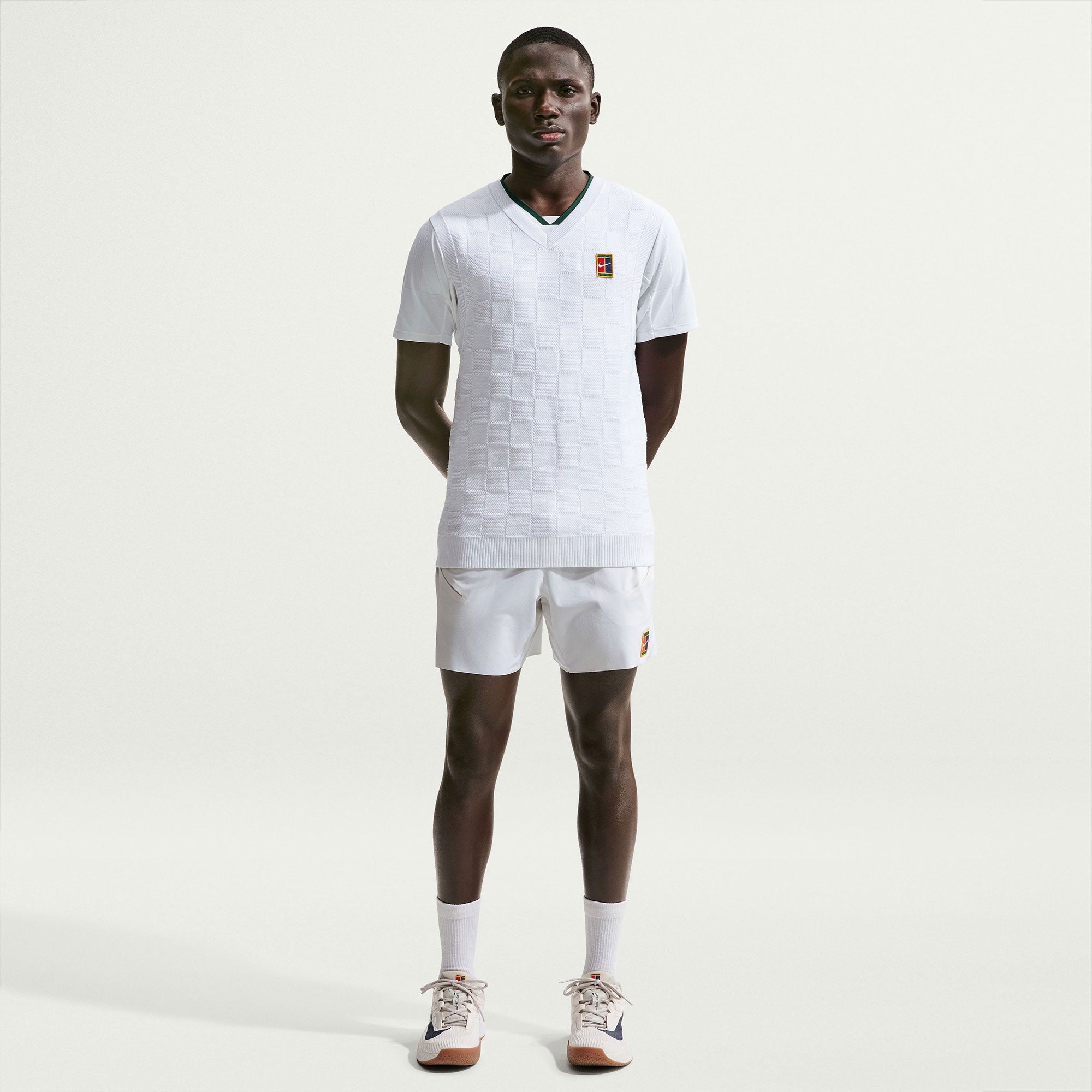 NikeCourt Slam London Men's Tennis Sweater Vest - White (4)