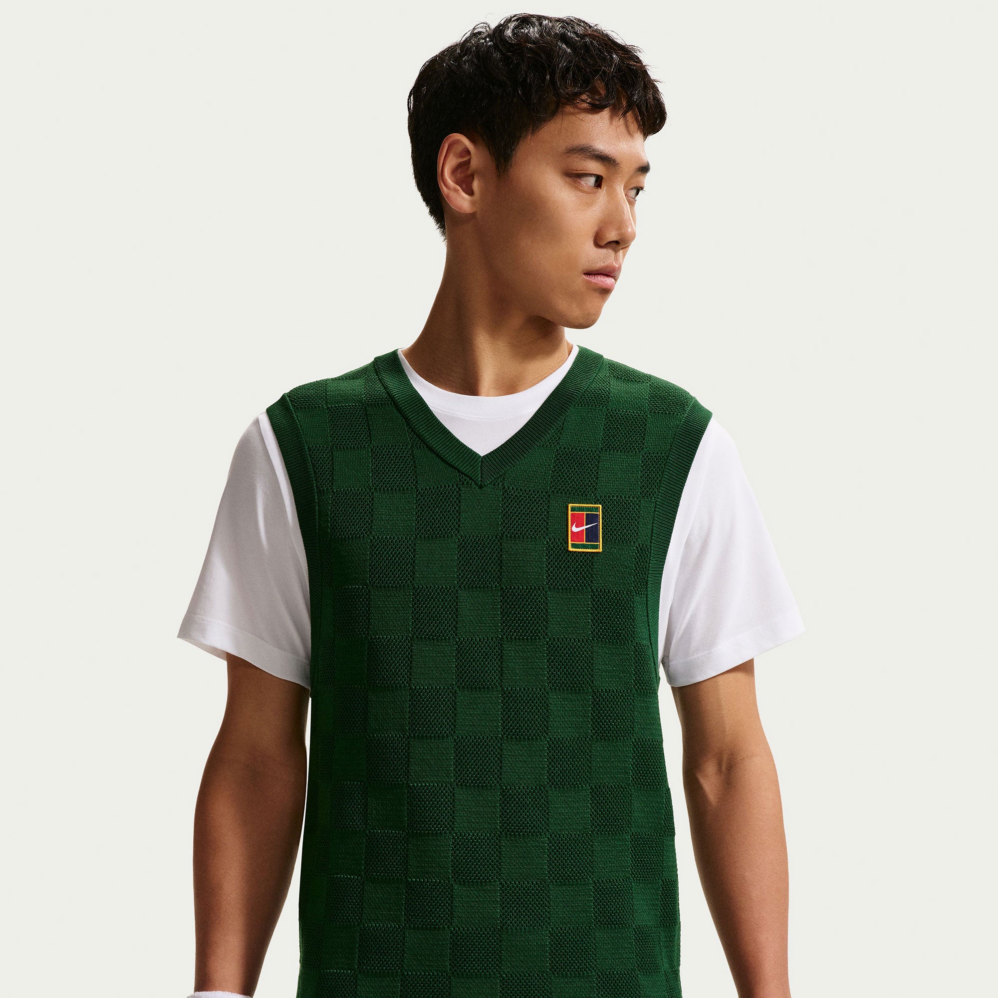 NikeCourt Slam London Men's Tennis Sweater Vest - Green (1)