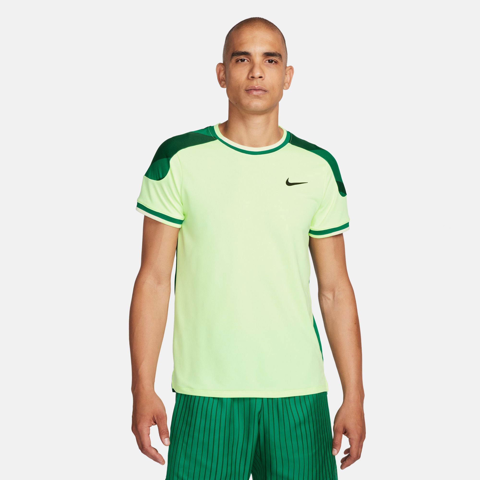 NikeCourt Slam Melbourne Men's Dri-FIT Tennis Shirt - Yellow (1)