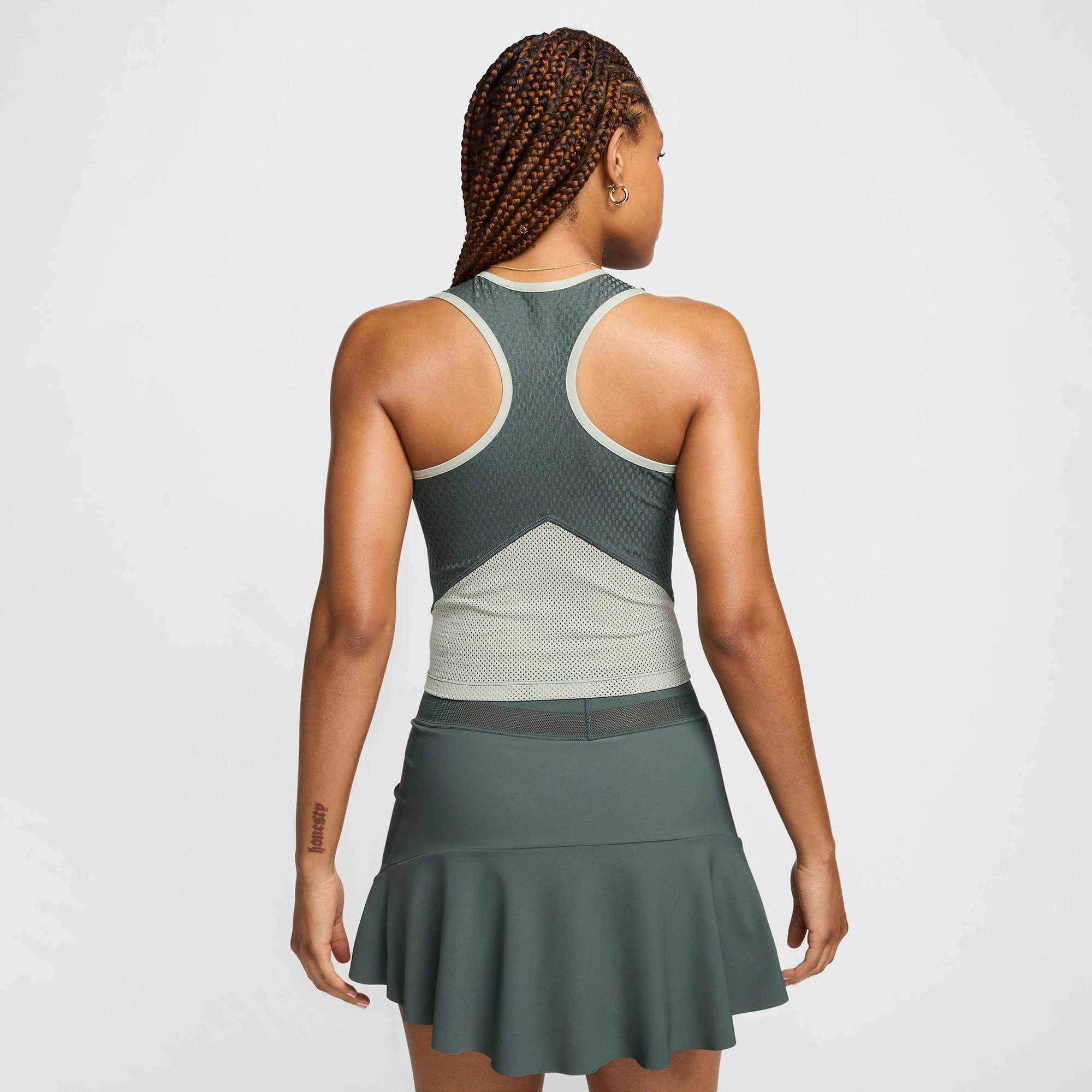 NikeCourt Slam New York Women's Dri-FIT Tennis Tank - Green (2)