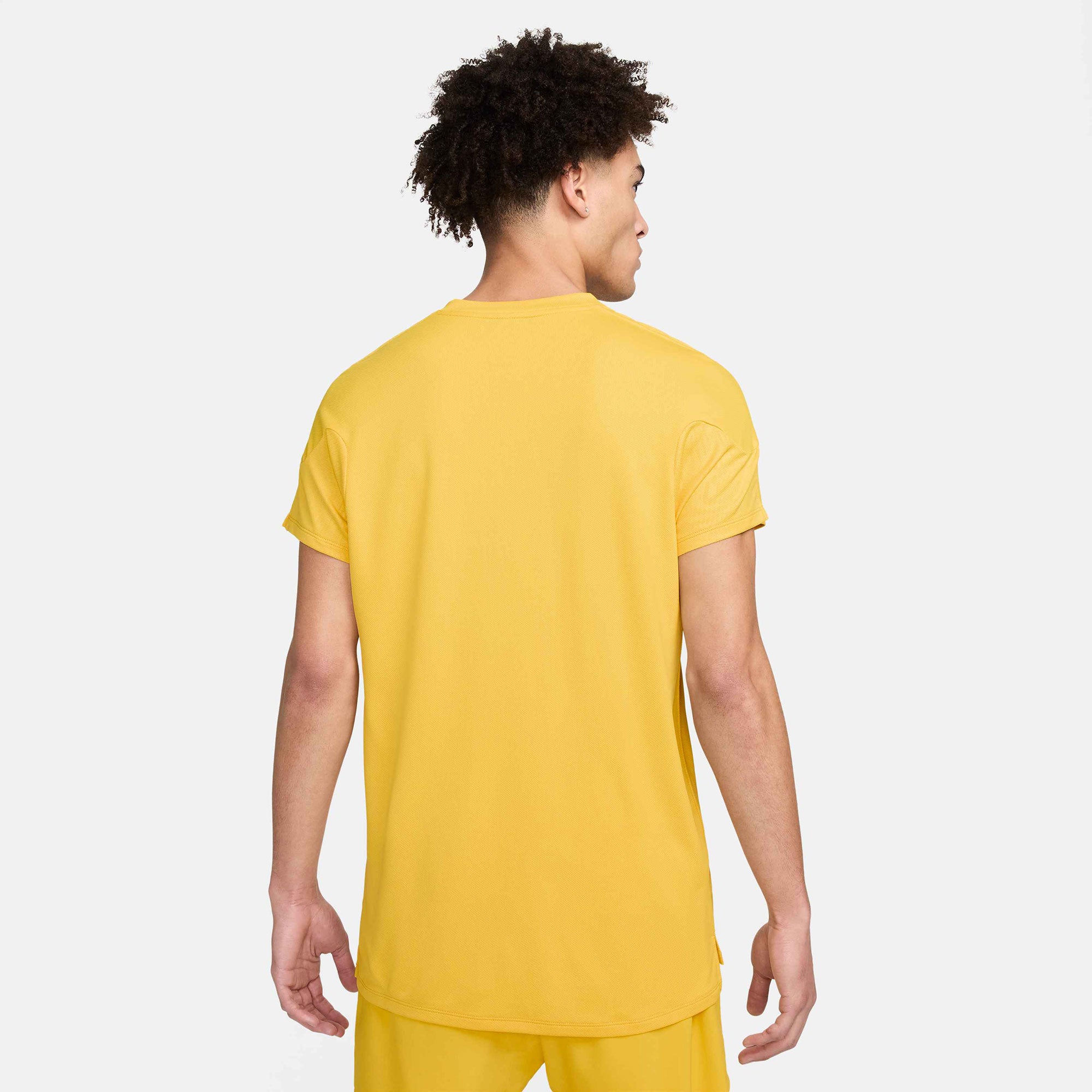NikeCourt Slam Paris Men's Dri-FIT Tennis Shirt - Yellow (2)