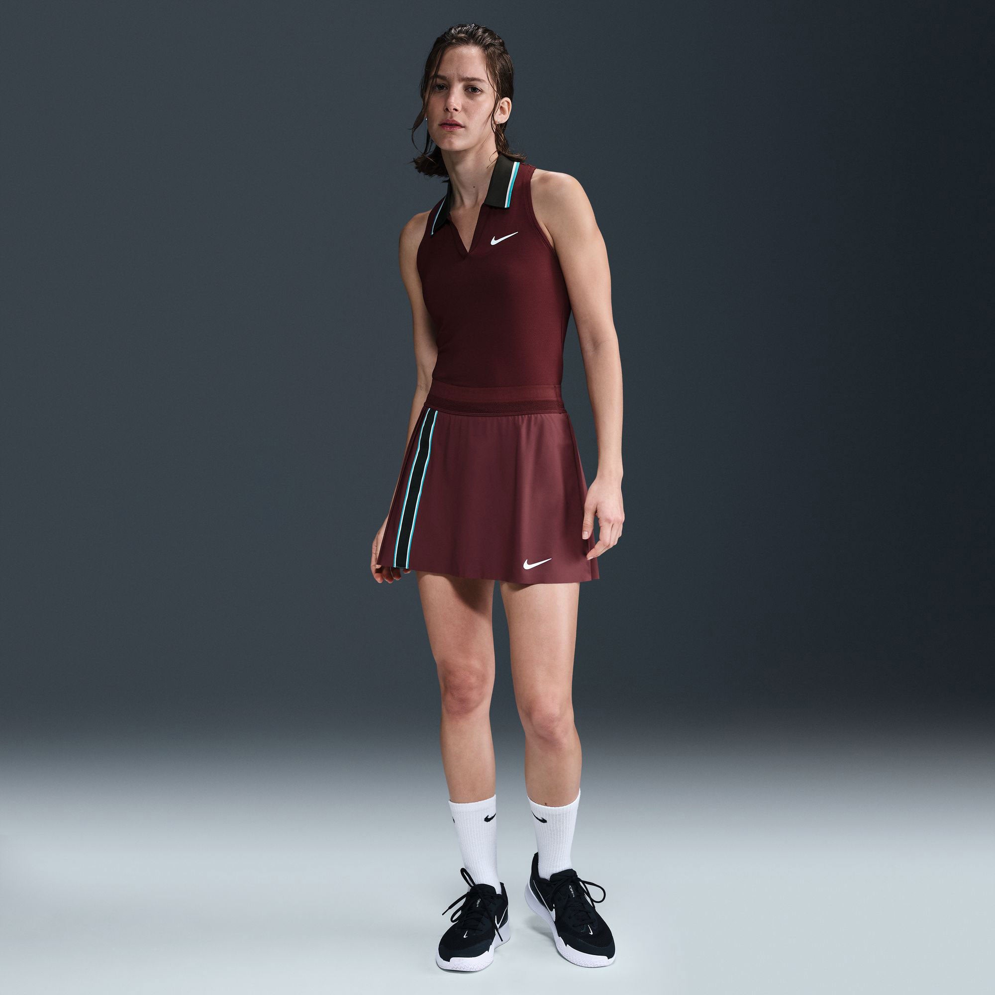 NikeCourt Slam RG Women's Dri-FIT Tennis Tank - Red (4)