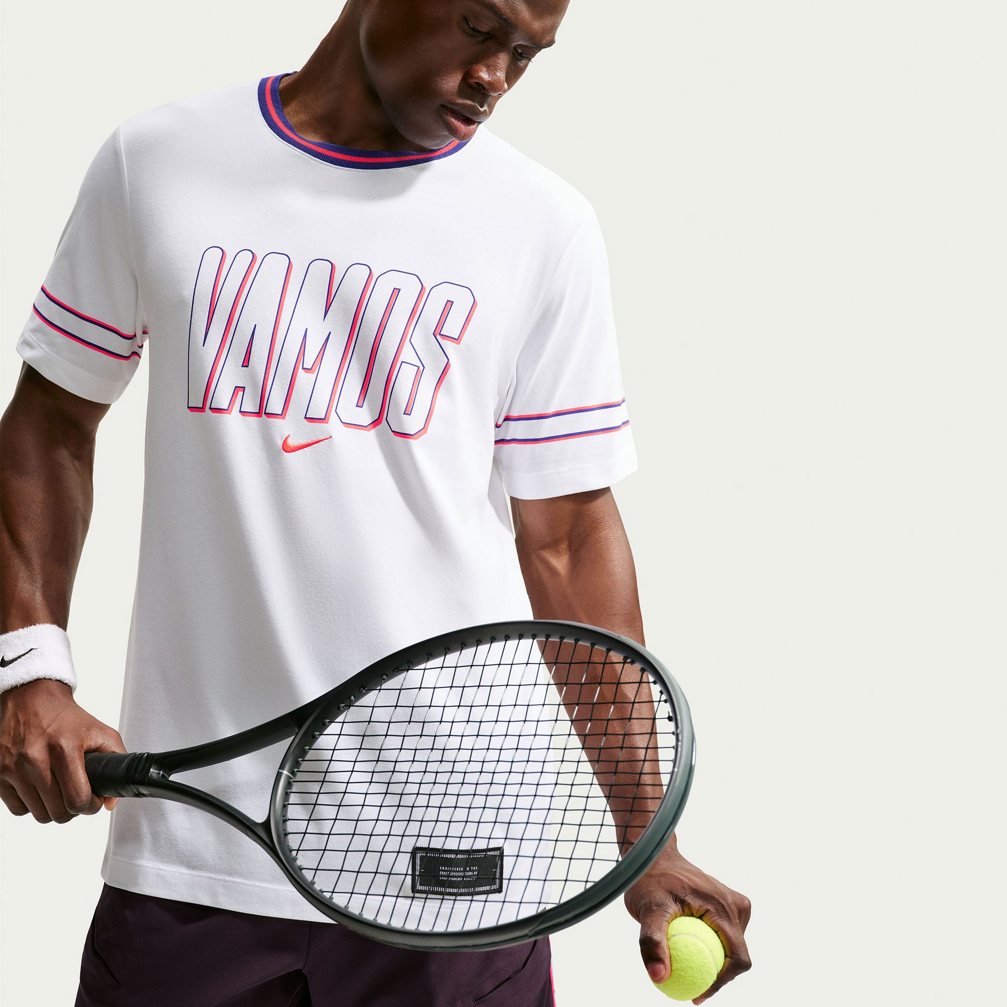 NikeCourt Vamos Carlos Alcaraz Men's Dri-FIT Cotton Tennis T-Shirt - White (1)