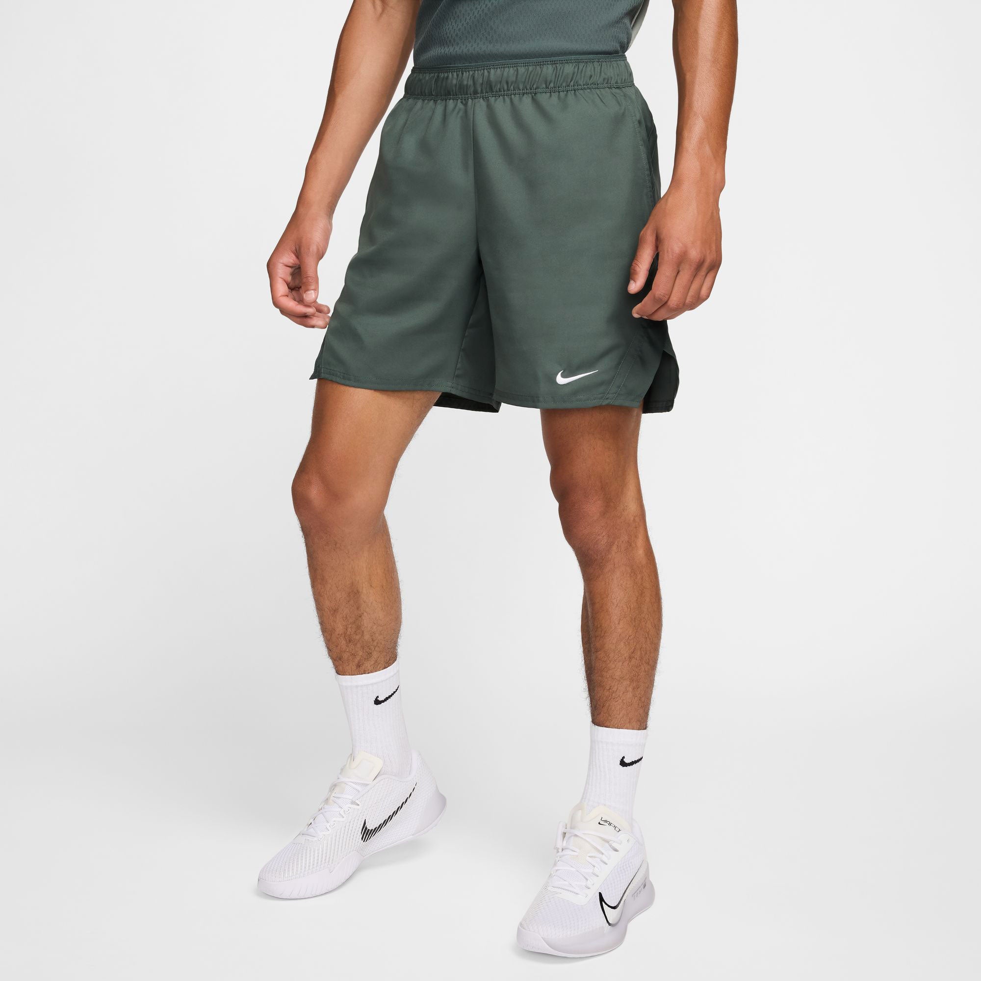 NikeCourt Victory Men's Dri-FIT 7-Inch Tennis Shorts - Green (1)