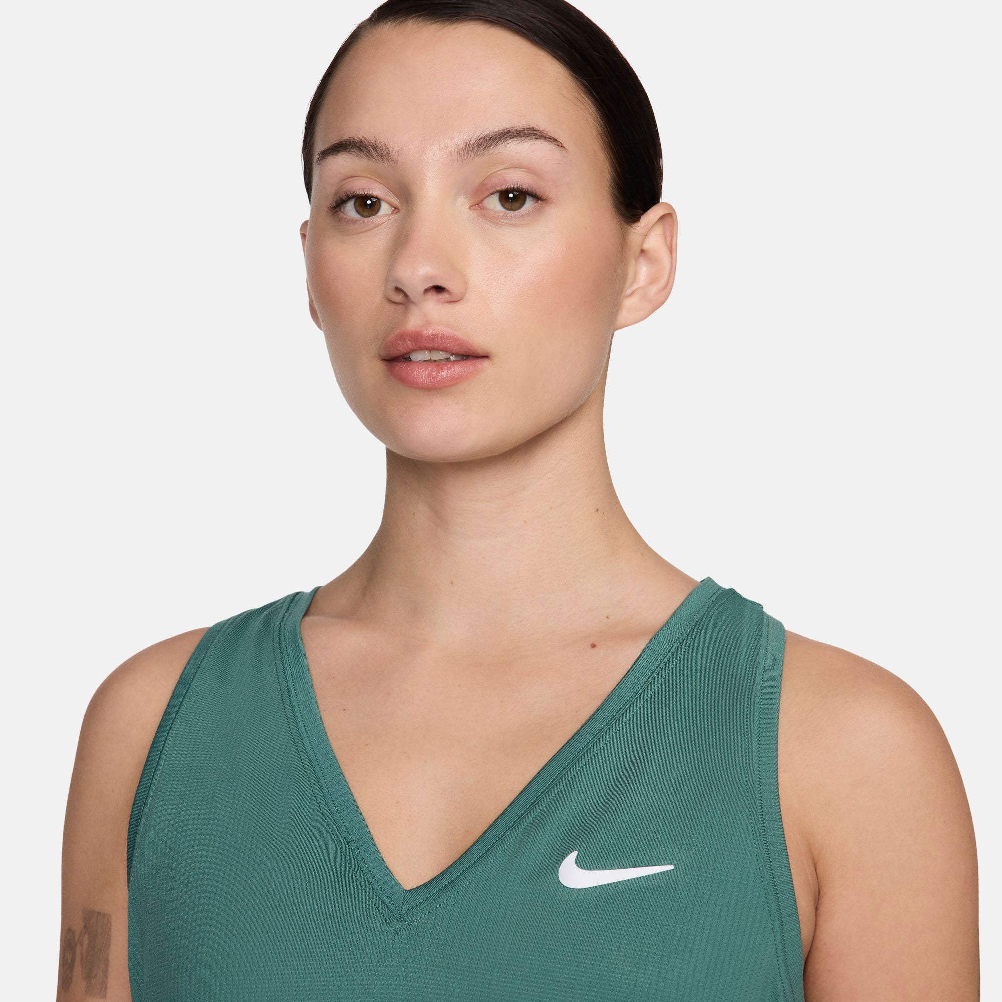 NikeCourt Victory Women's Dri-FIT Tennis Tank - Green (3)