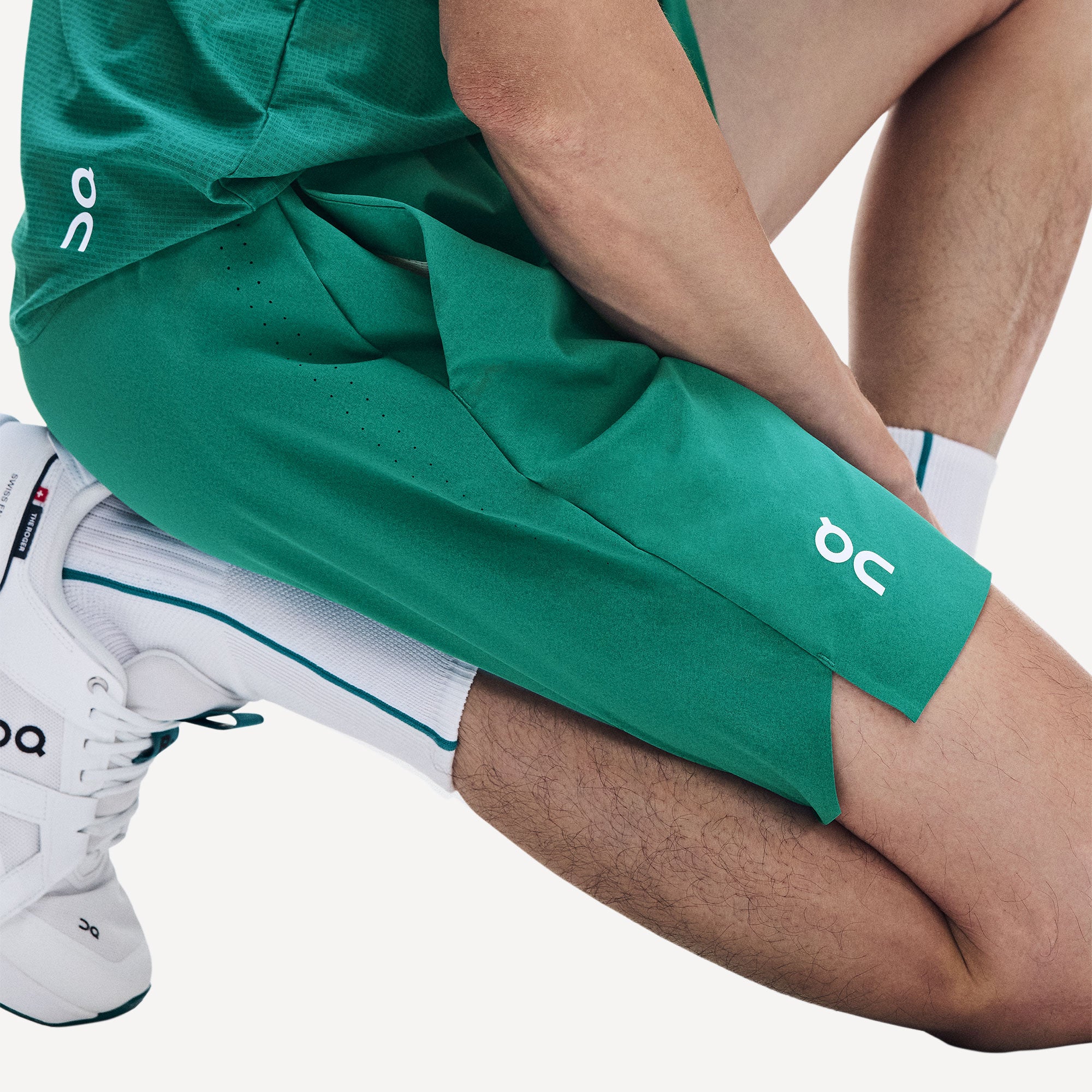 On Court Men's 7-Inch Tennis Shorts - Green (4)