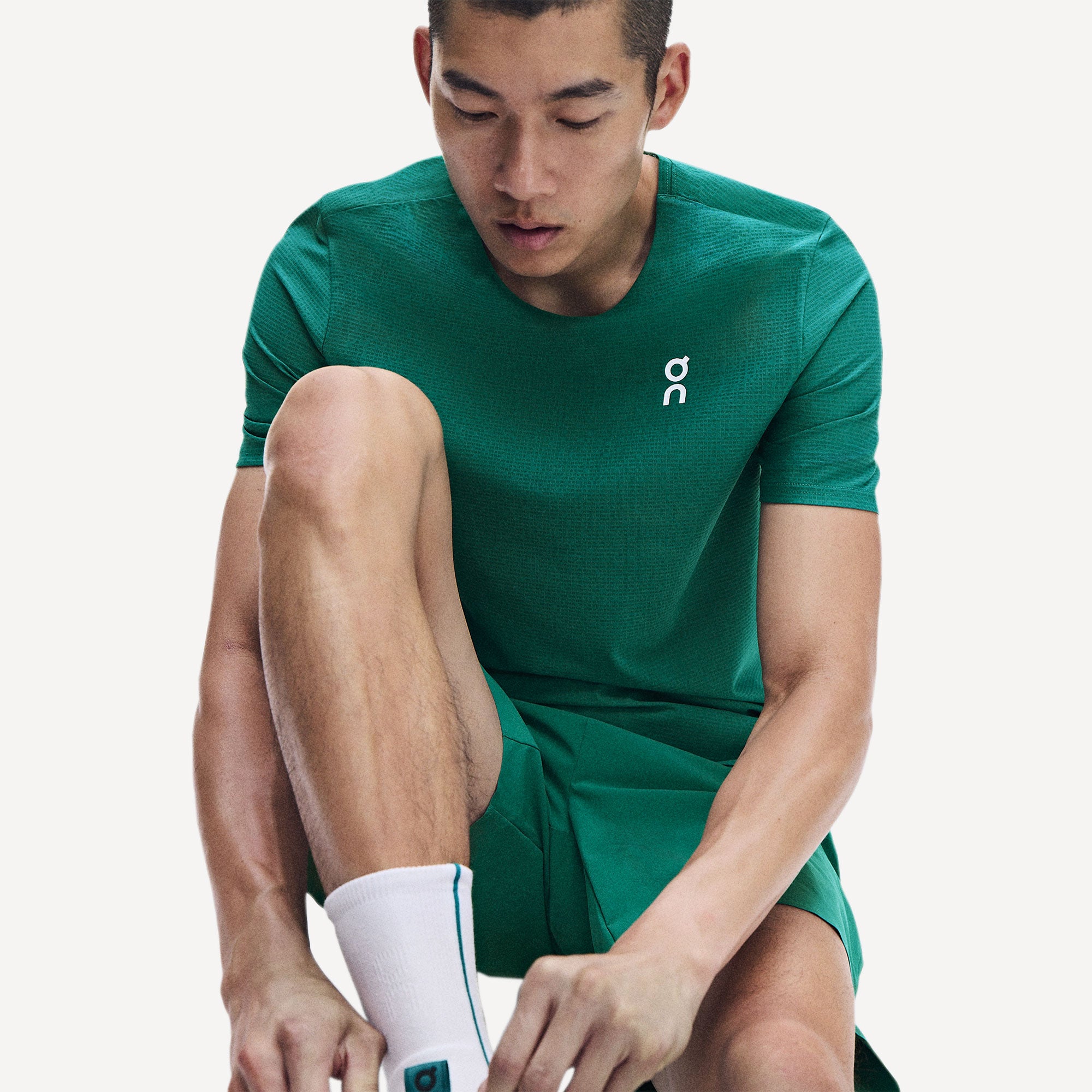 On Court Men's Tennis Shirt - Green (5)