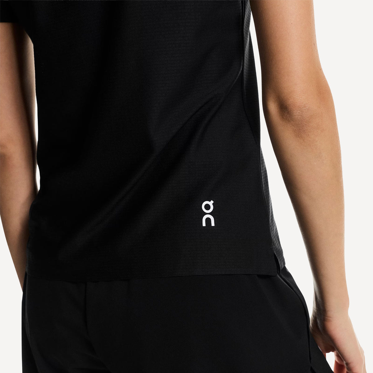 On Court Women's Tennis Shirt - Black (5)