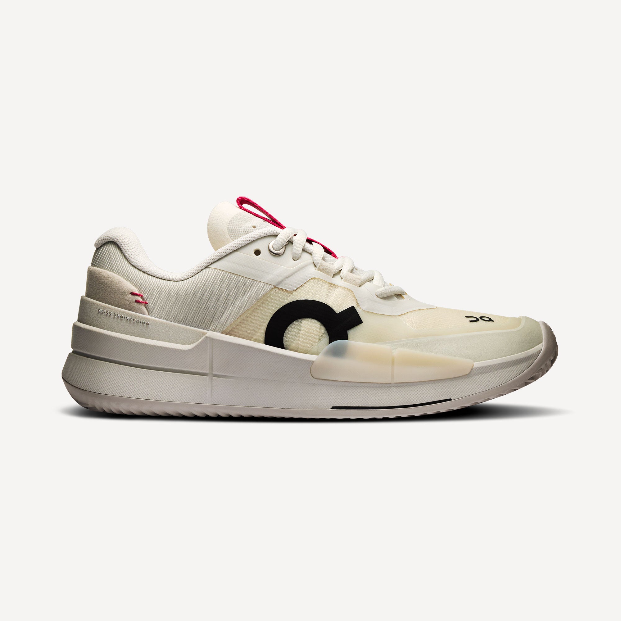 On The Roger Pro 2 Women's Clay Court Tennis Shoes - White (1)