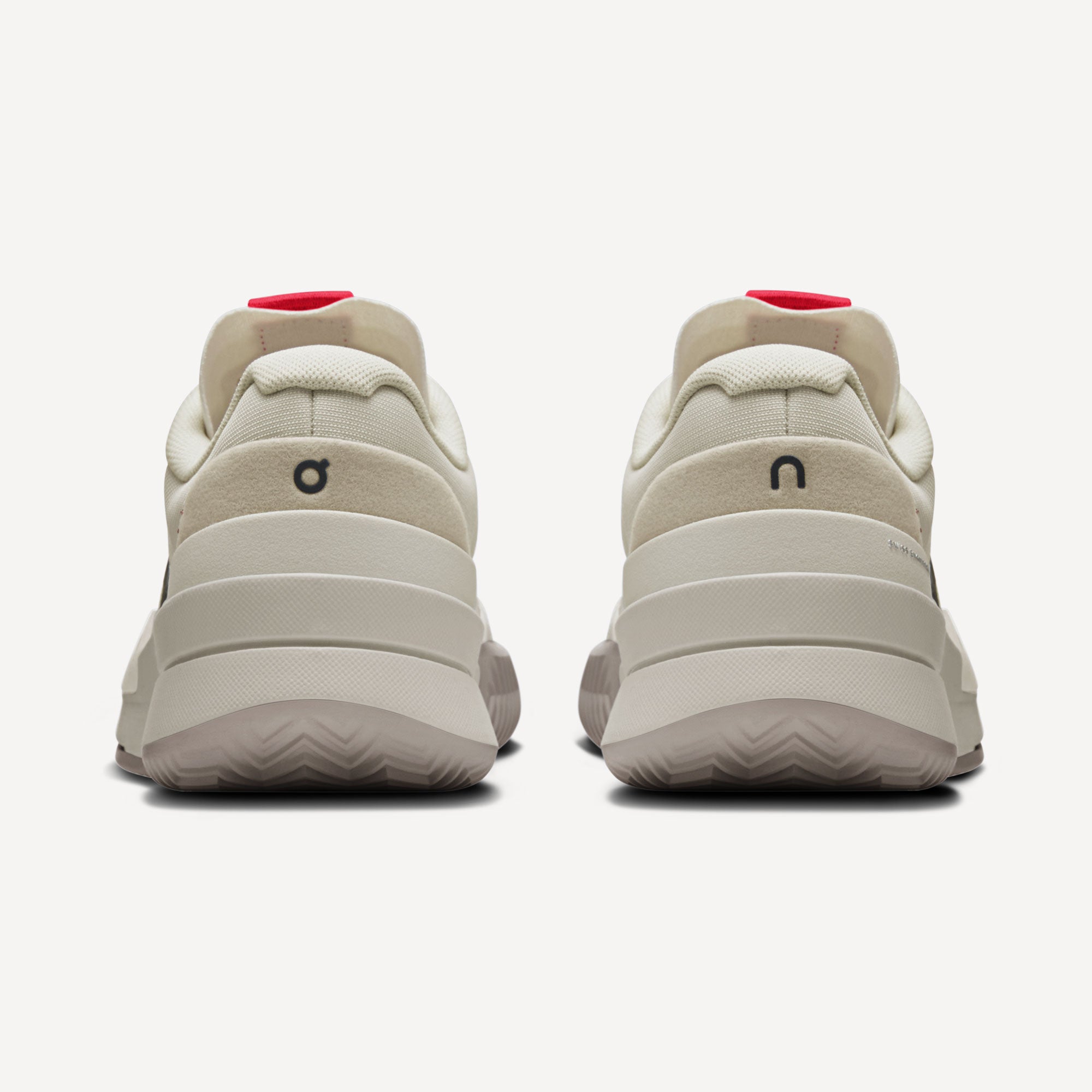 On The Roger Pro 2 Women's Clay Court Tennis Shoes - White (6)