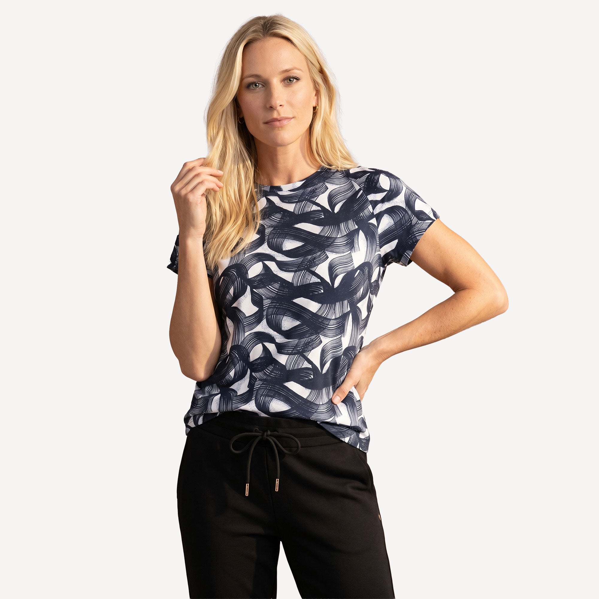Sjeng Sports Idola Women's Tennis Shirt - Dark Blue (1)