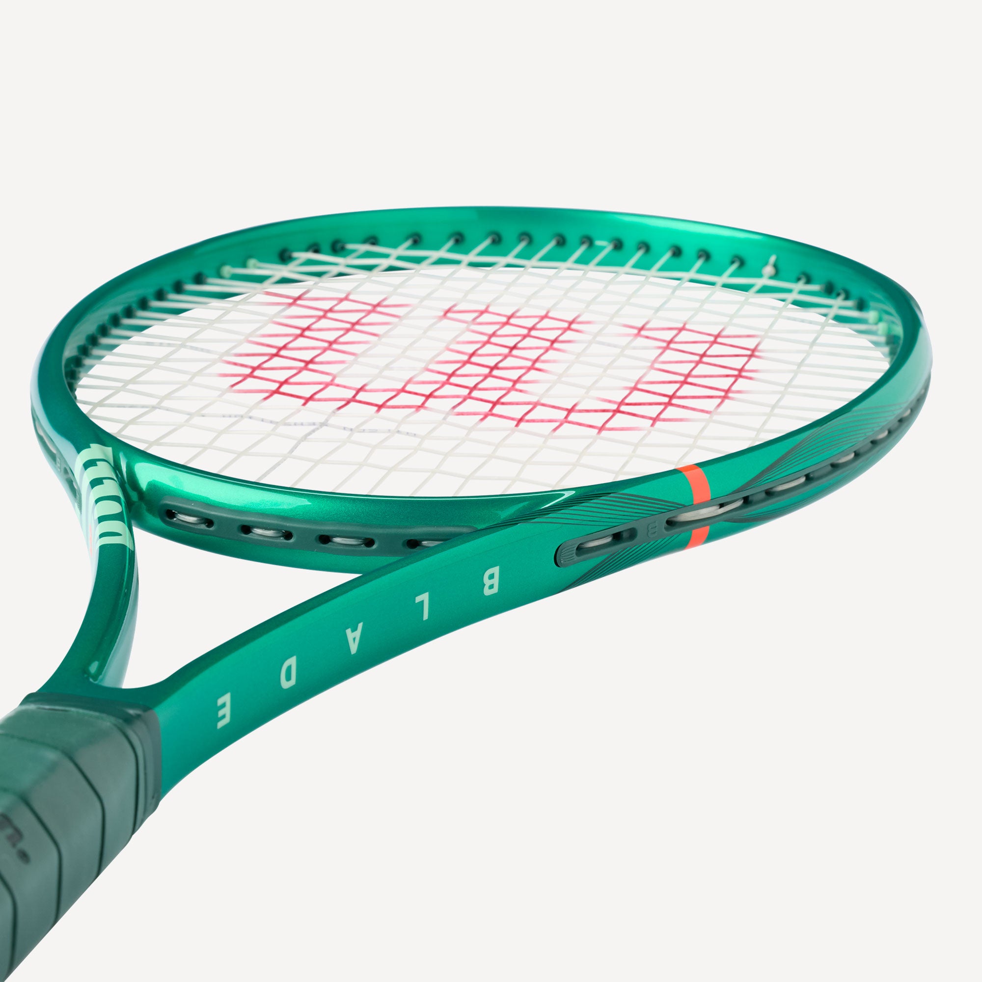 Wilson Blade 98 16x19 V10 Tennis Racket (5)