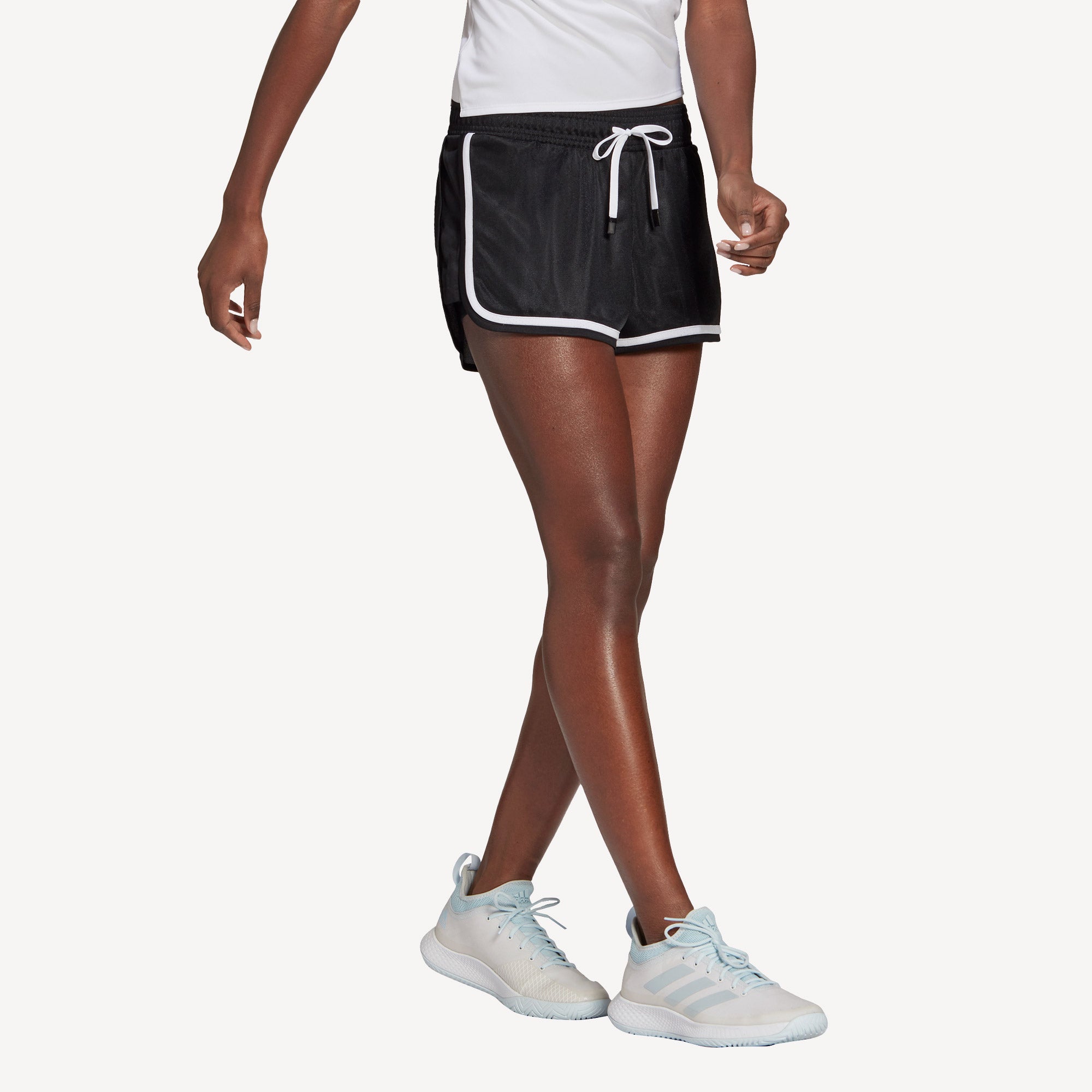 adidas Club Women's Tennis Shorts Black (3)