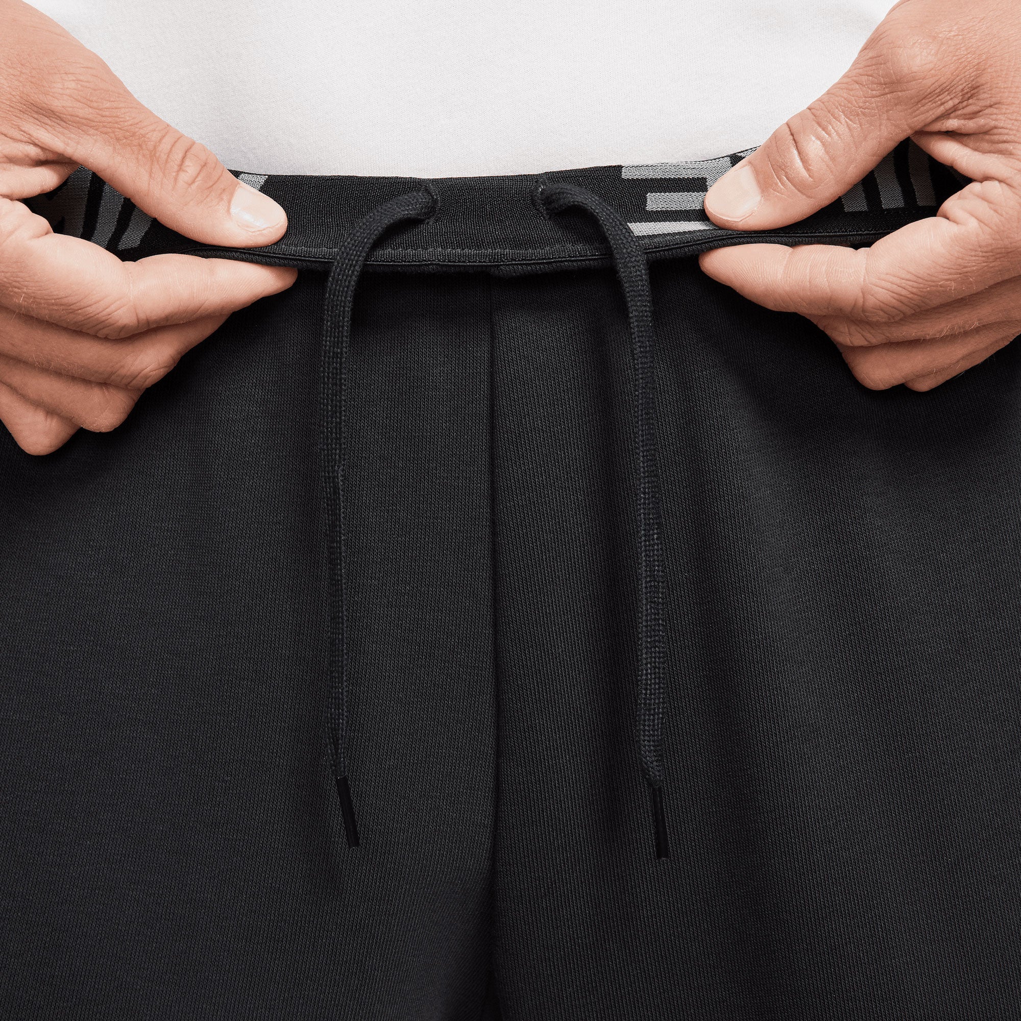 Nike Dri-FIT Men's Tapered Training Pants Black (5)