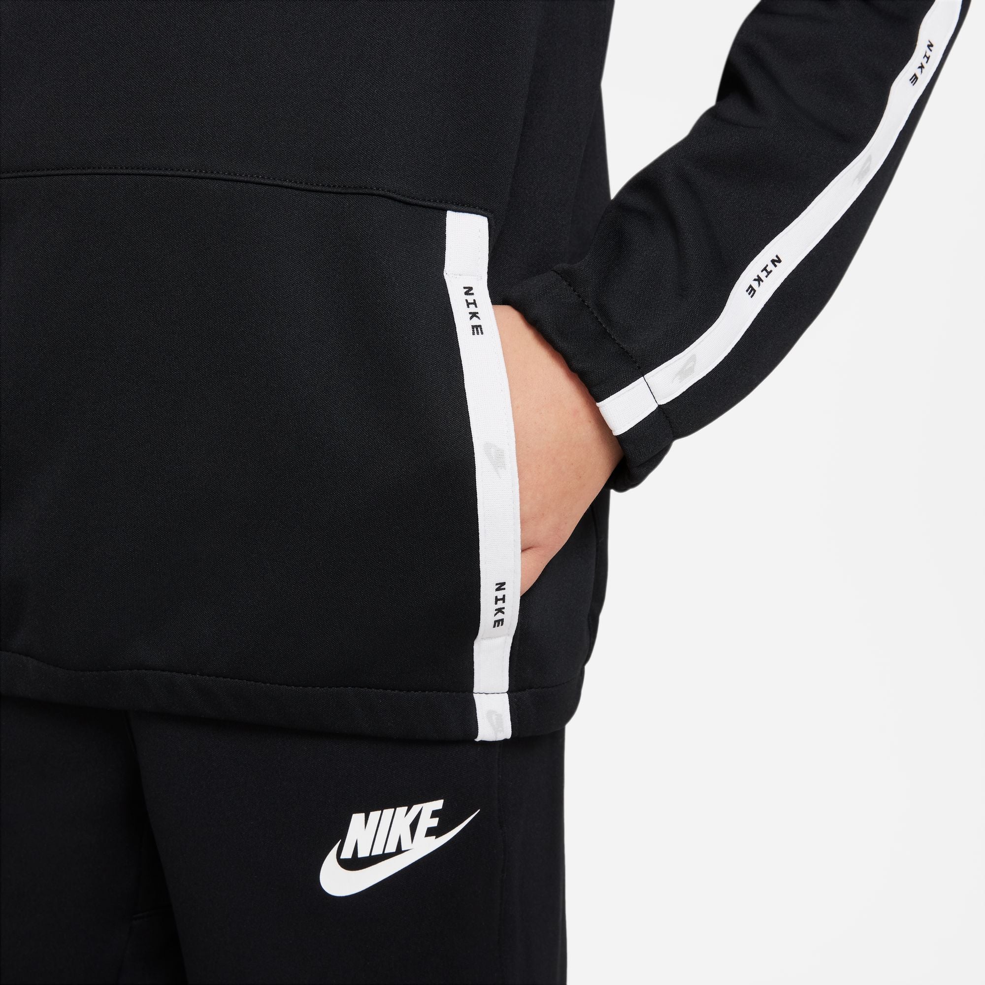 Nike Kids' Poly Tracksuit Black (6)