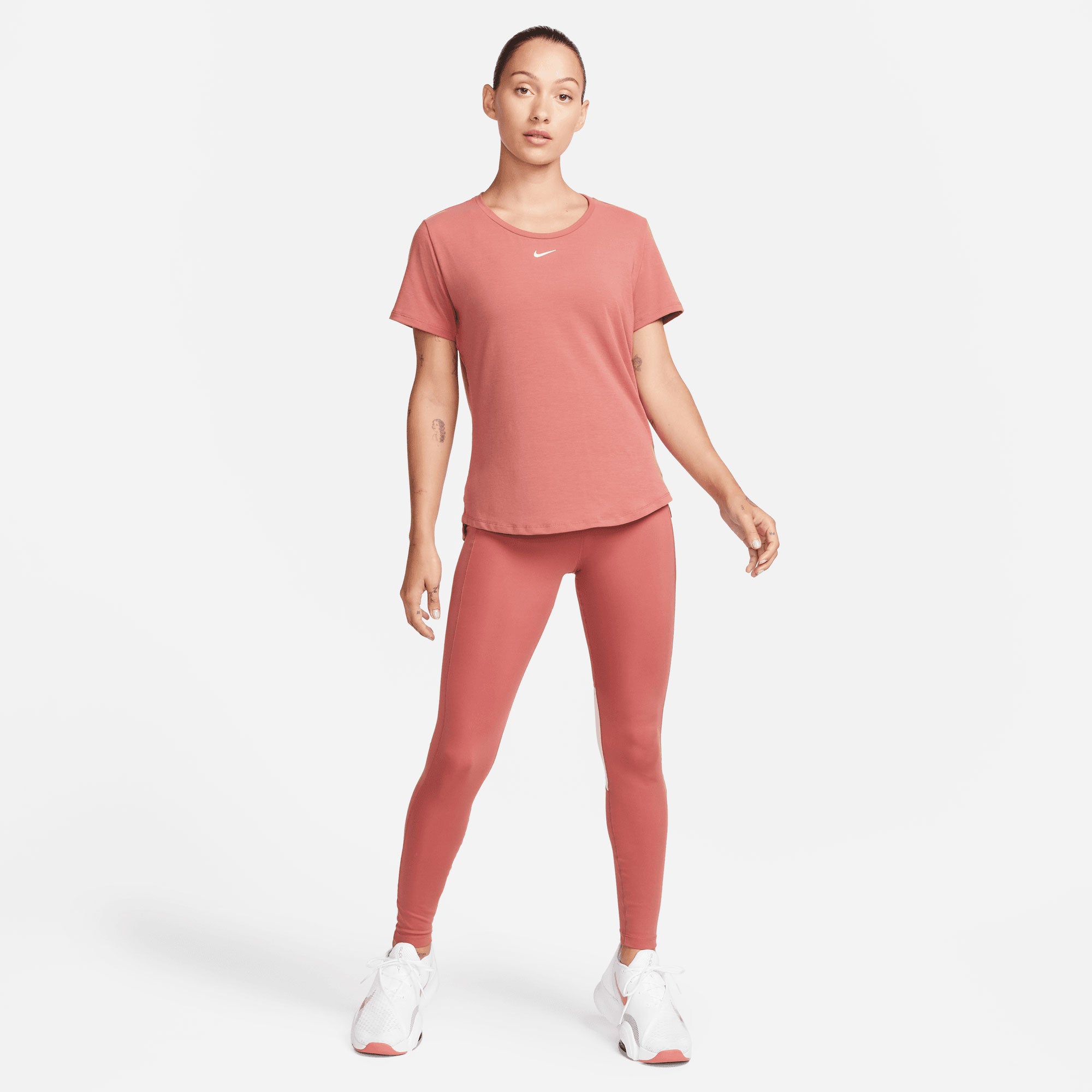Nike One Luxe Dri-Fit Women's Stardard Fit SS Top Red (5)
