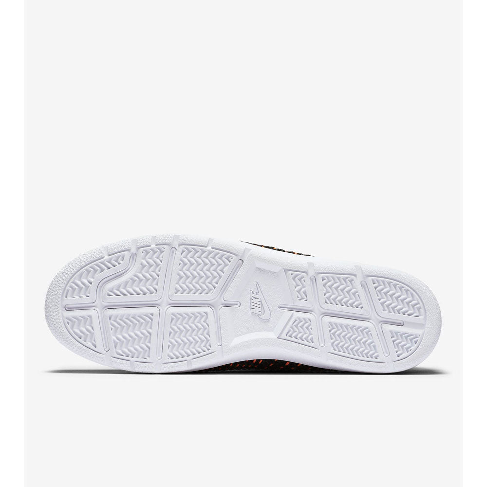 Nike Tennis Classic Ultra Flyknit Women's Sneaker Black (2)