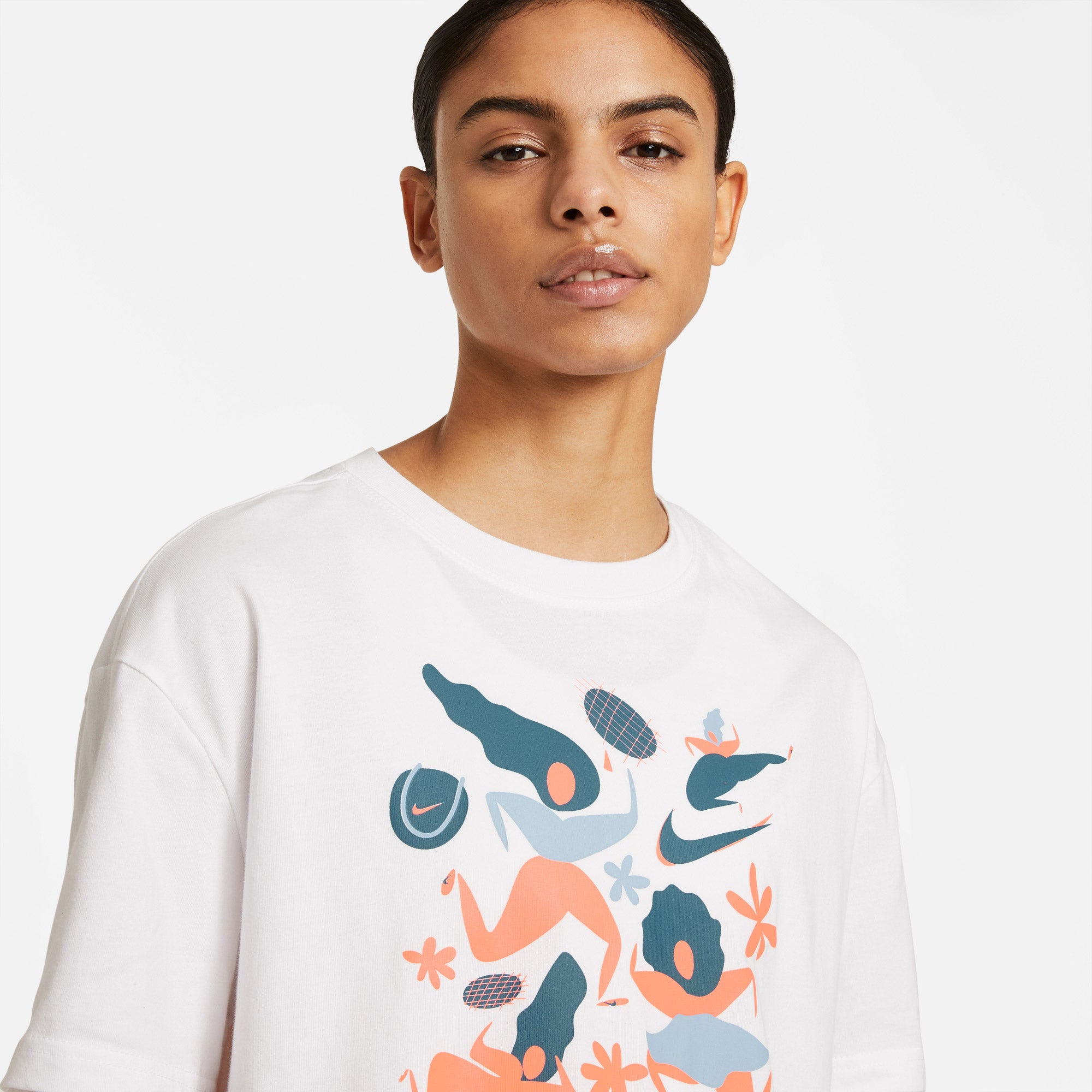 Nike Women's Graphic Tennis T-Shirt White (4)
