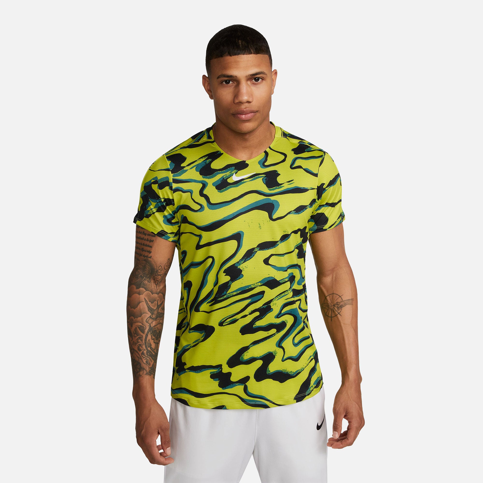 NikeCourt Dri-FIT Advantage Men's Printed Tennis Shirt Green (1)