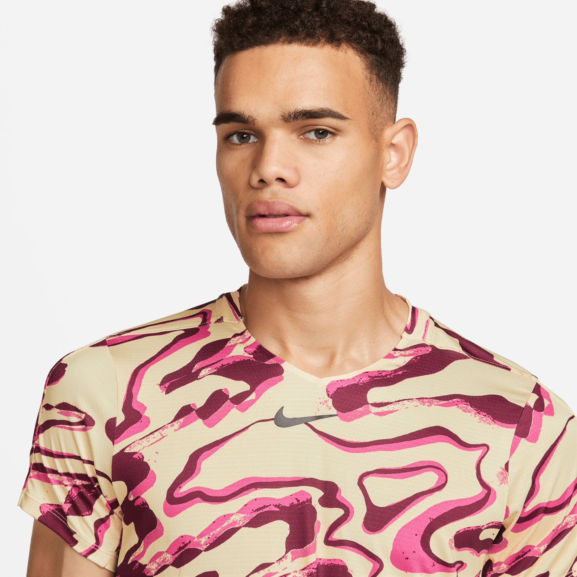 NikeCourt Dri-FIT Advantage Men's Printed Tennis Shirt Yellow (3)