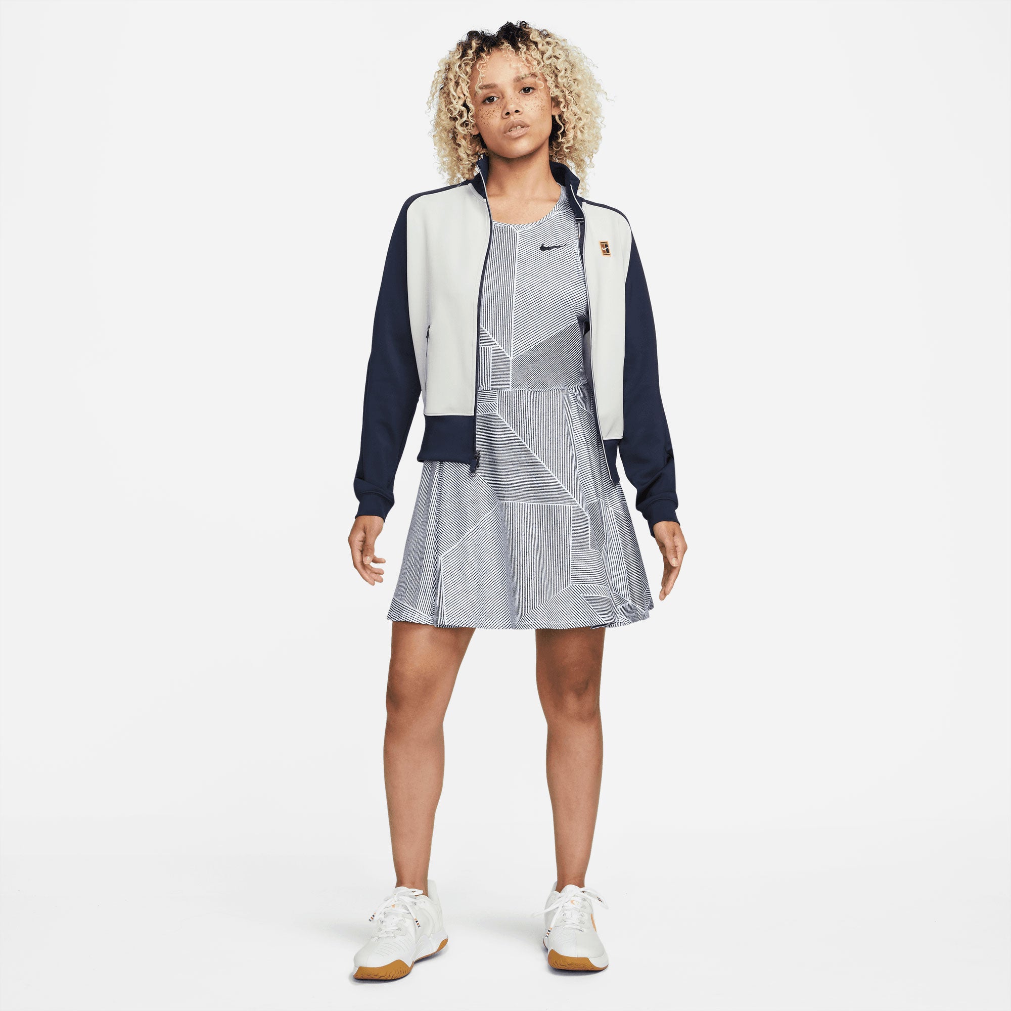NikeCourt Dri-FIT Heritage Women's Full-Zip Tennis Jacket Blue (5)