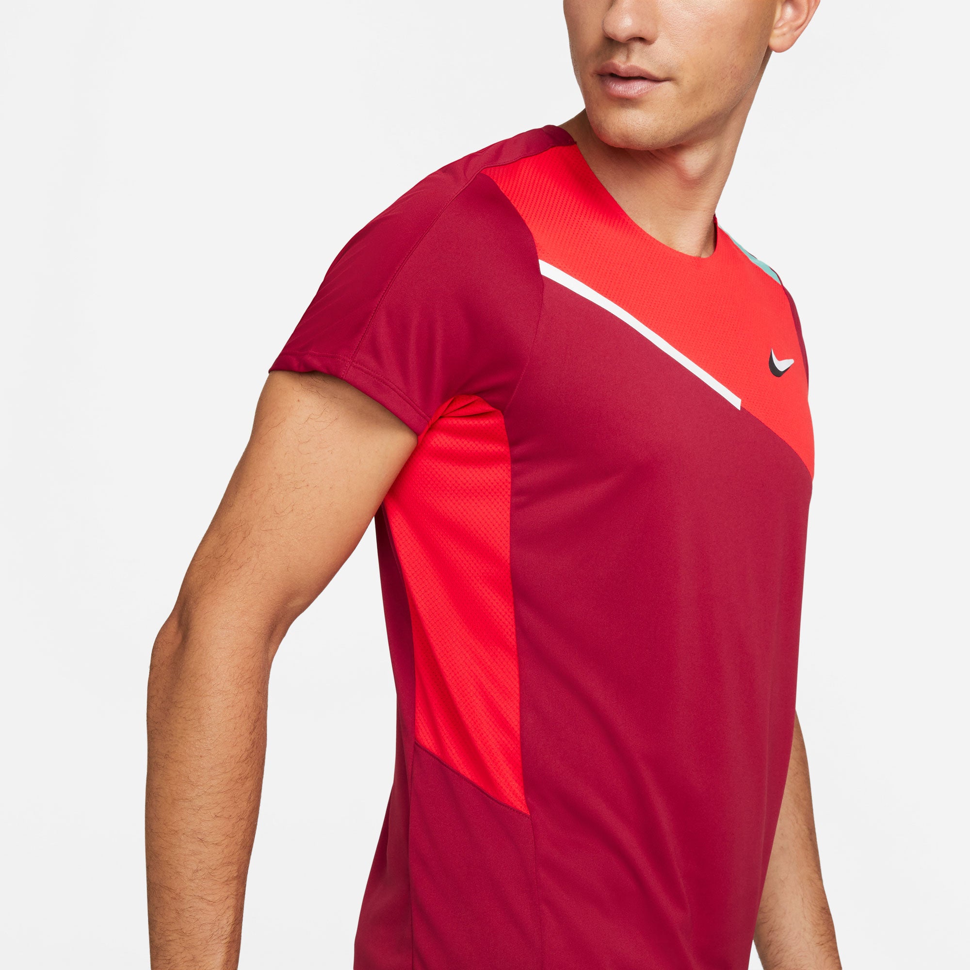 NikeCourt Dri-FIT Slam Melbourne Men's Tennis Shirt Red (5)