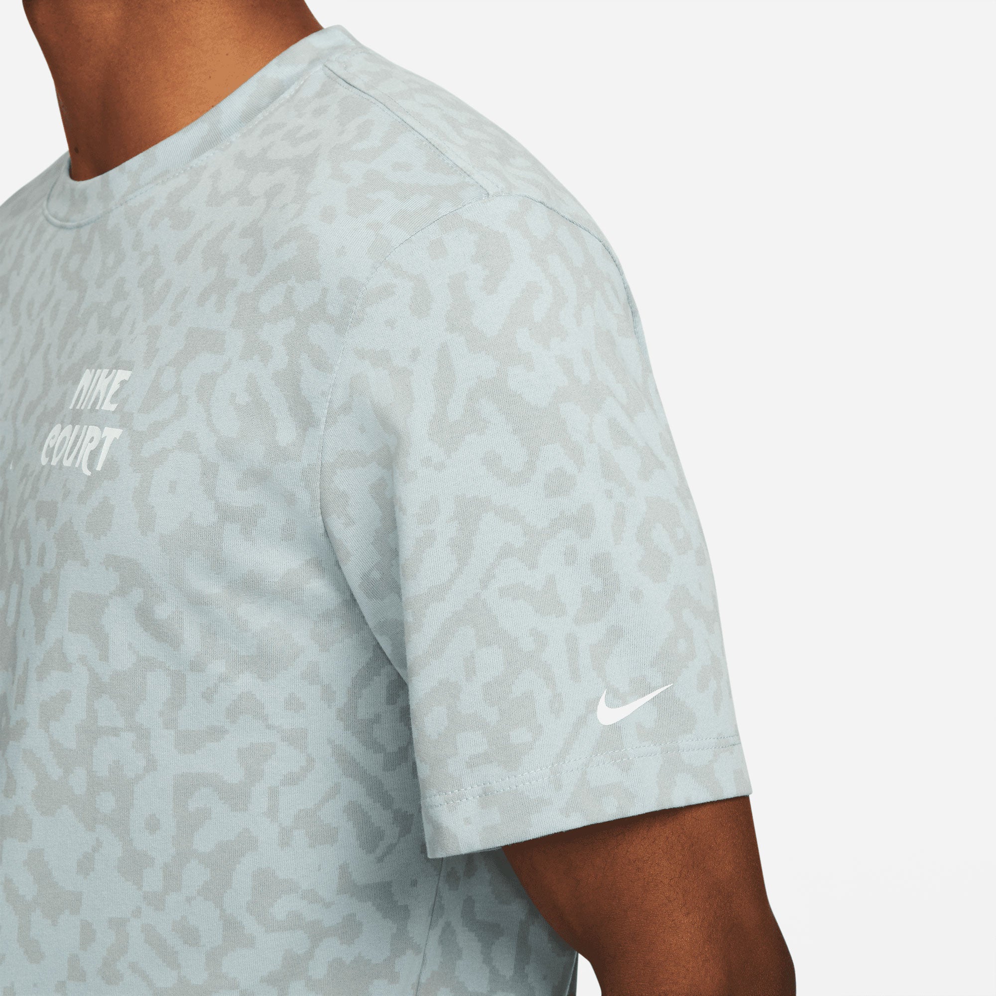 NikeCourt Dri-FIT Slam Paris Men's Tennis T-Shirt Green (4)